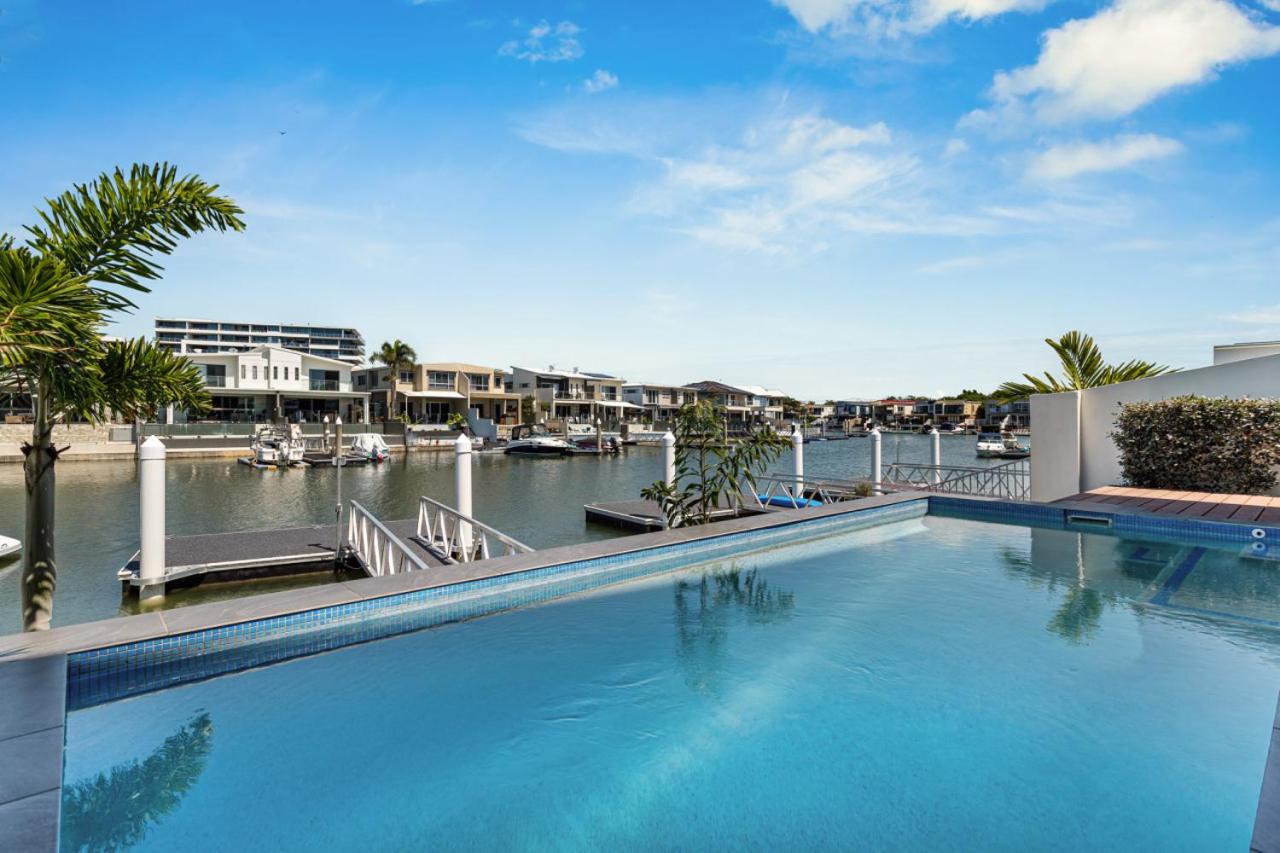 Absolute Waterfront Elegancy