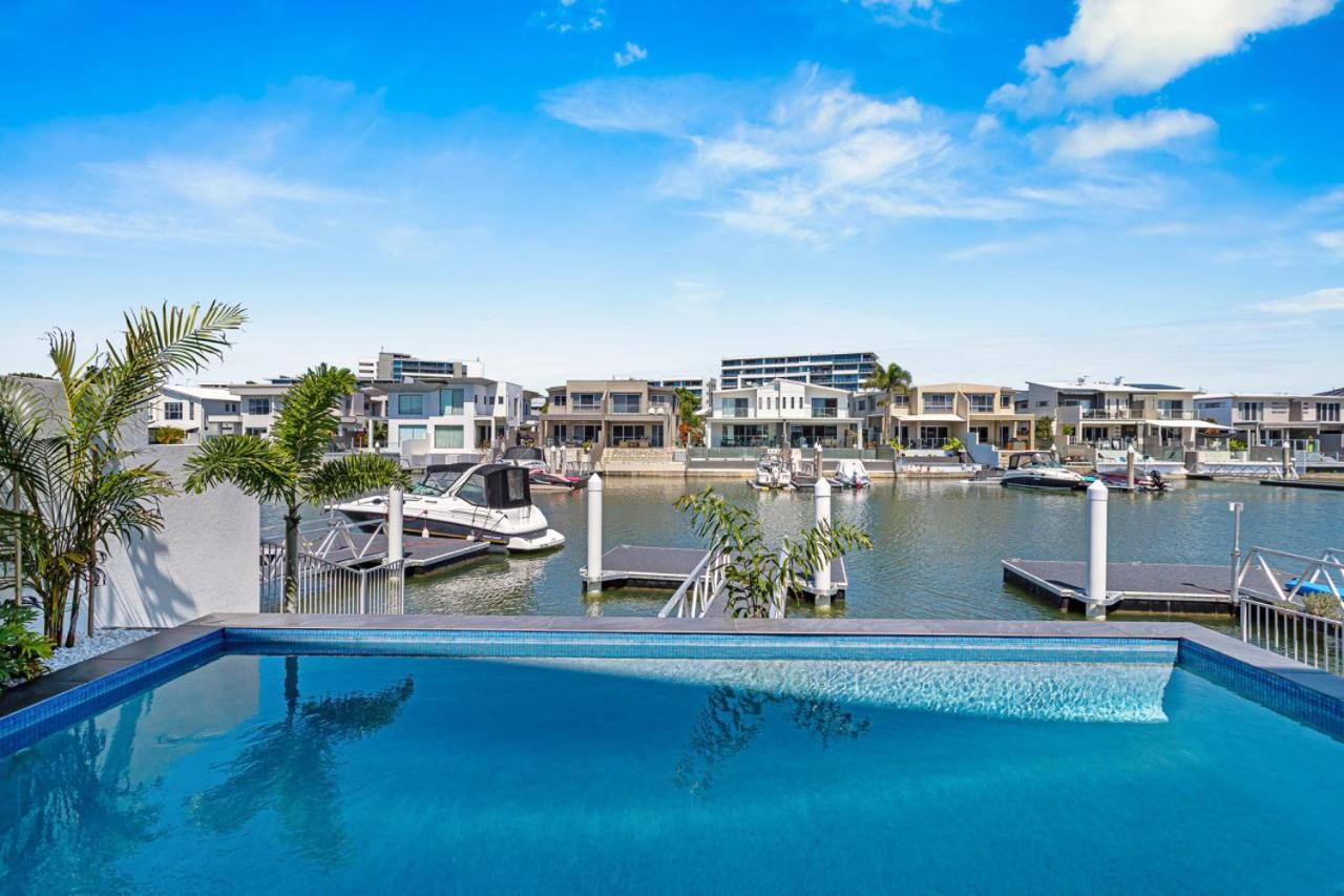 Absolute Waterfront Elegancy