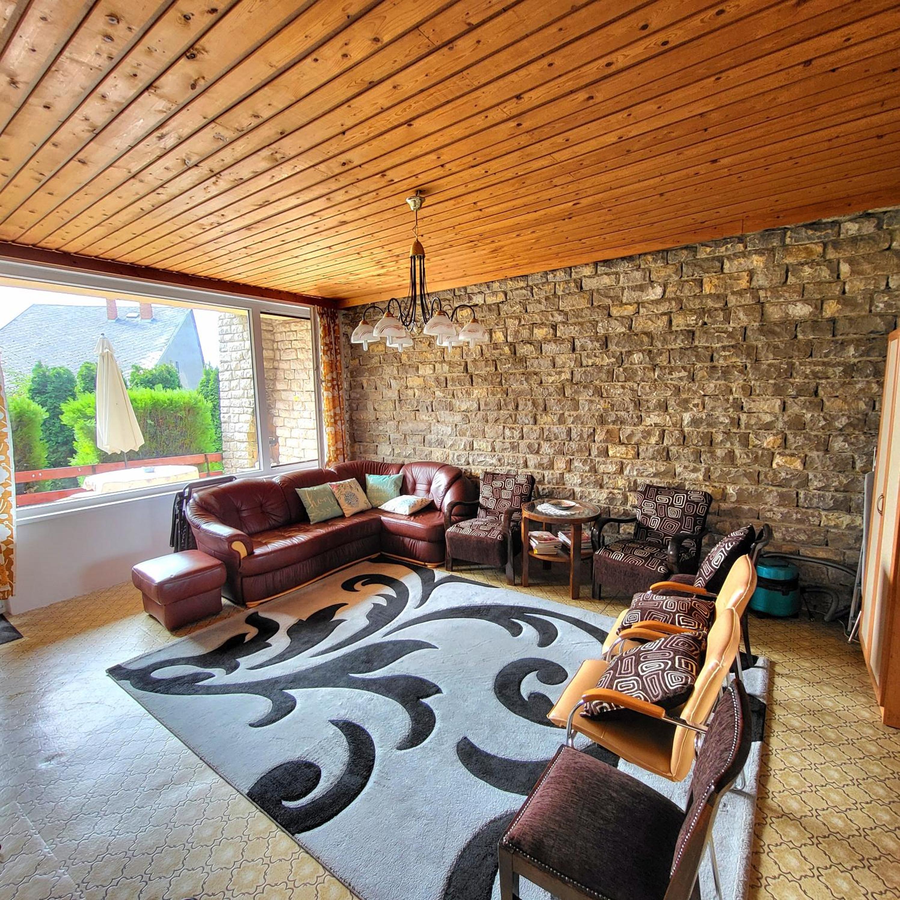 Fenyves Villa Balatonakarattya view 4