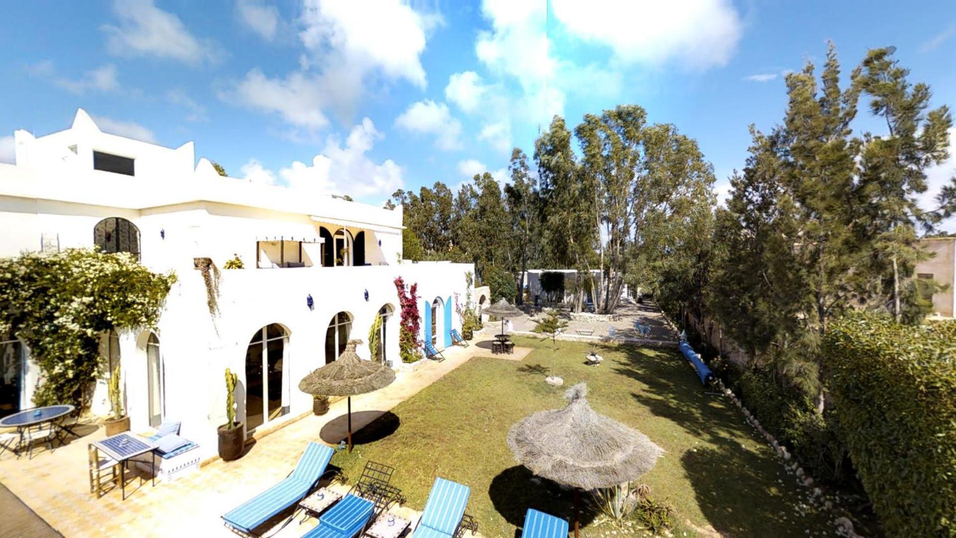 Photo 44