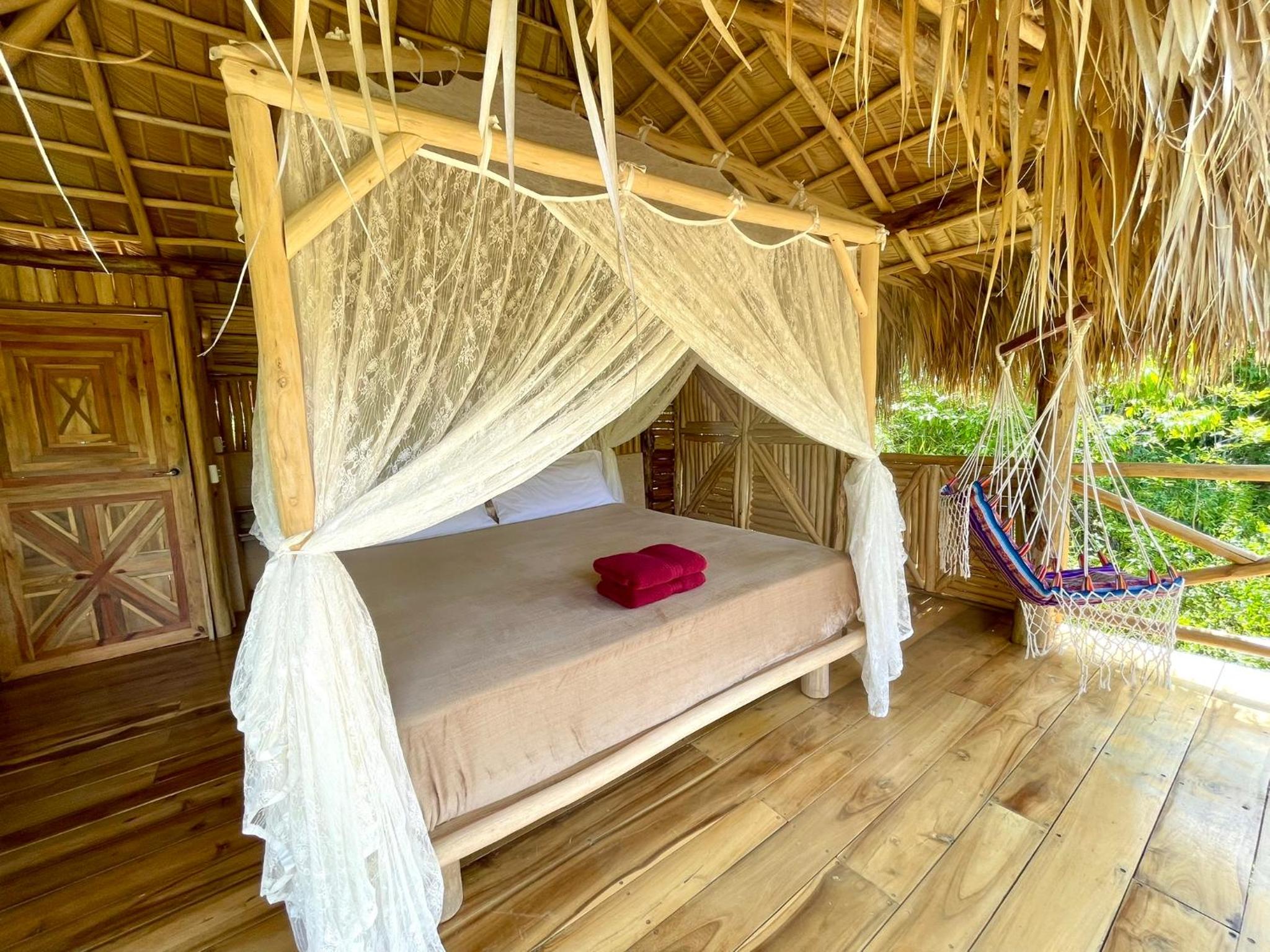 Rancho Romana Glamper Retreat CH02 view 4