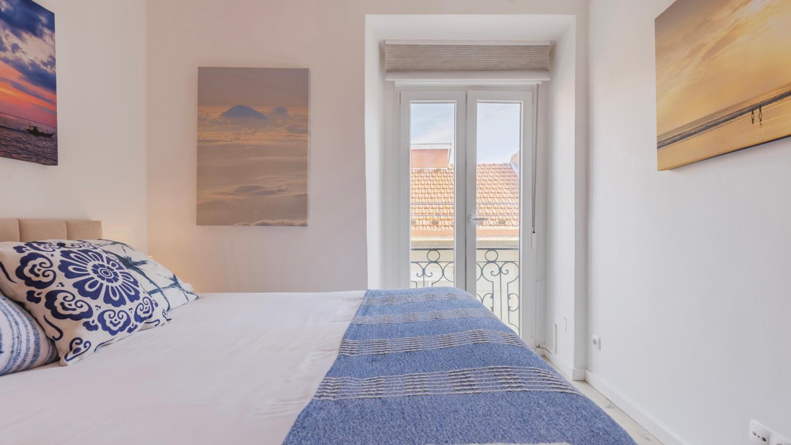 Sunny Design Apt in Praça das Flores by LovelyStay view 2