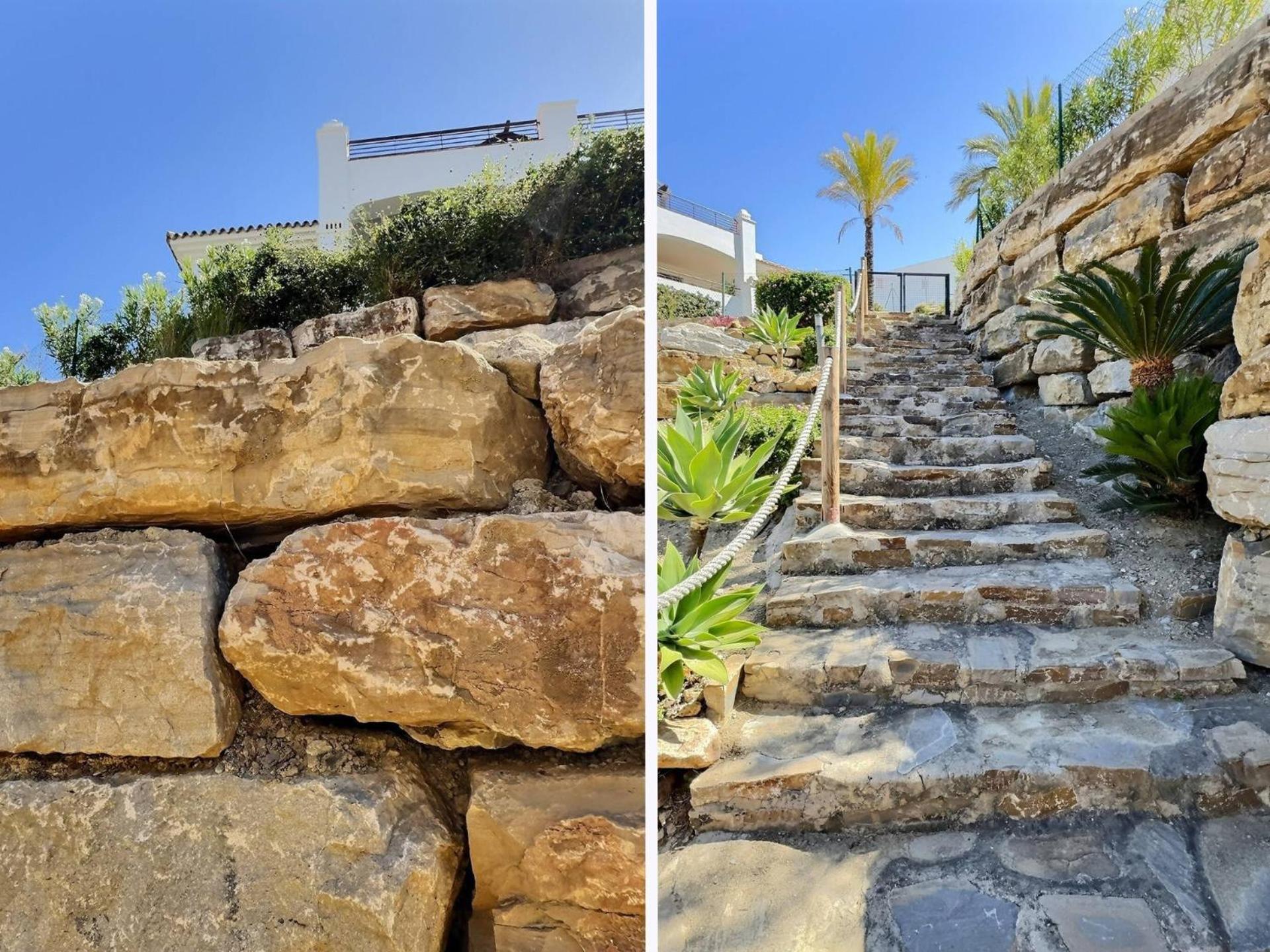 Gorgeous 3-Bedroom Penthouse with Expansive Terrace in Casares Costa