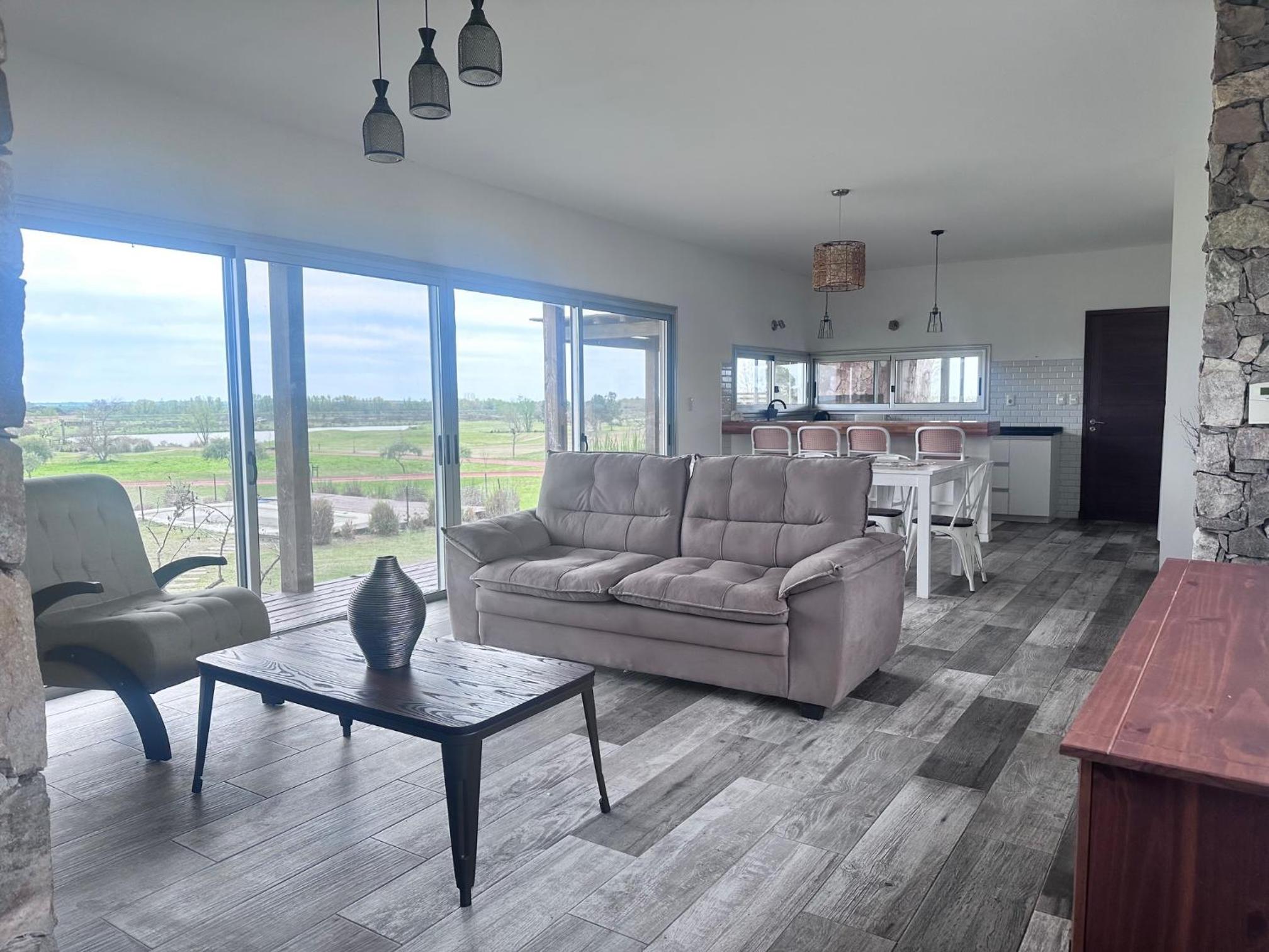 Casa en alquiler en Carmelo Golf