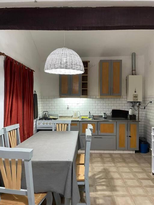 Casa con pileta Villa Los Aromos