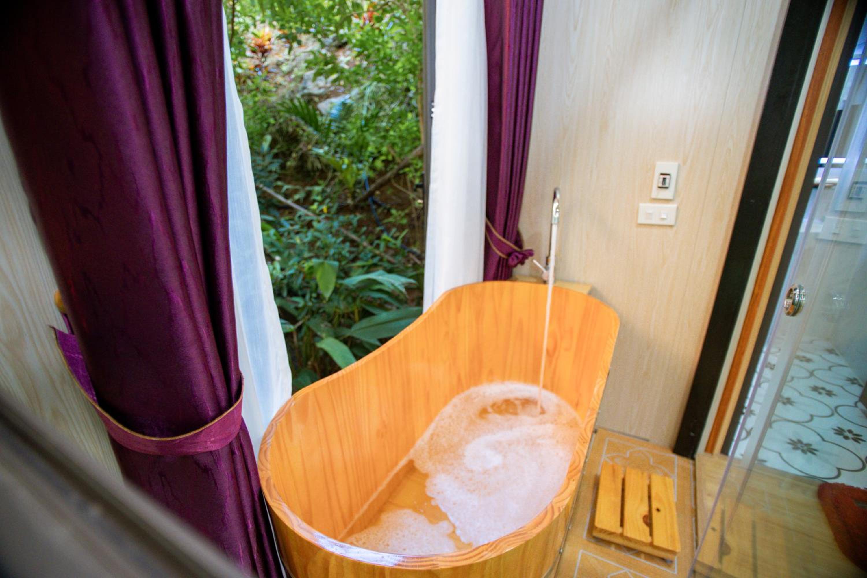 Hoang Minh Mountainside Villa