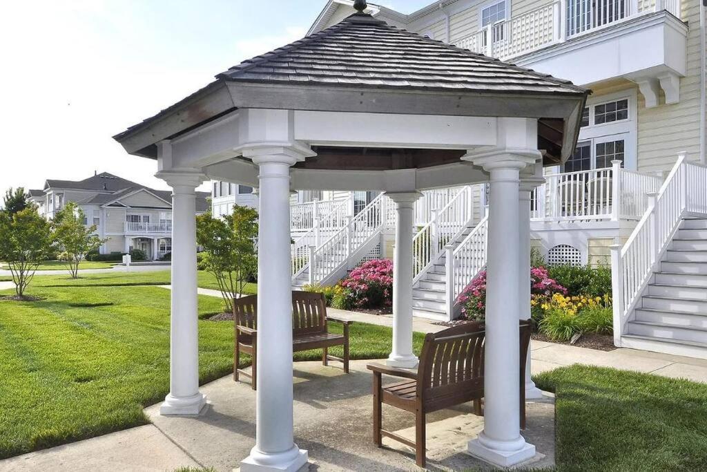 Look no further - Bayfront amenties, Short drive to Ocean view 3