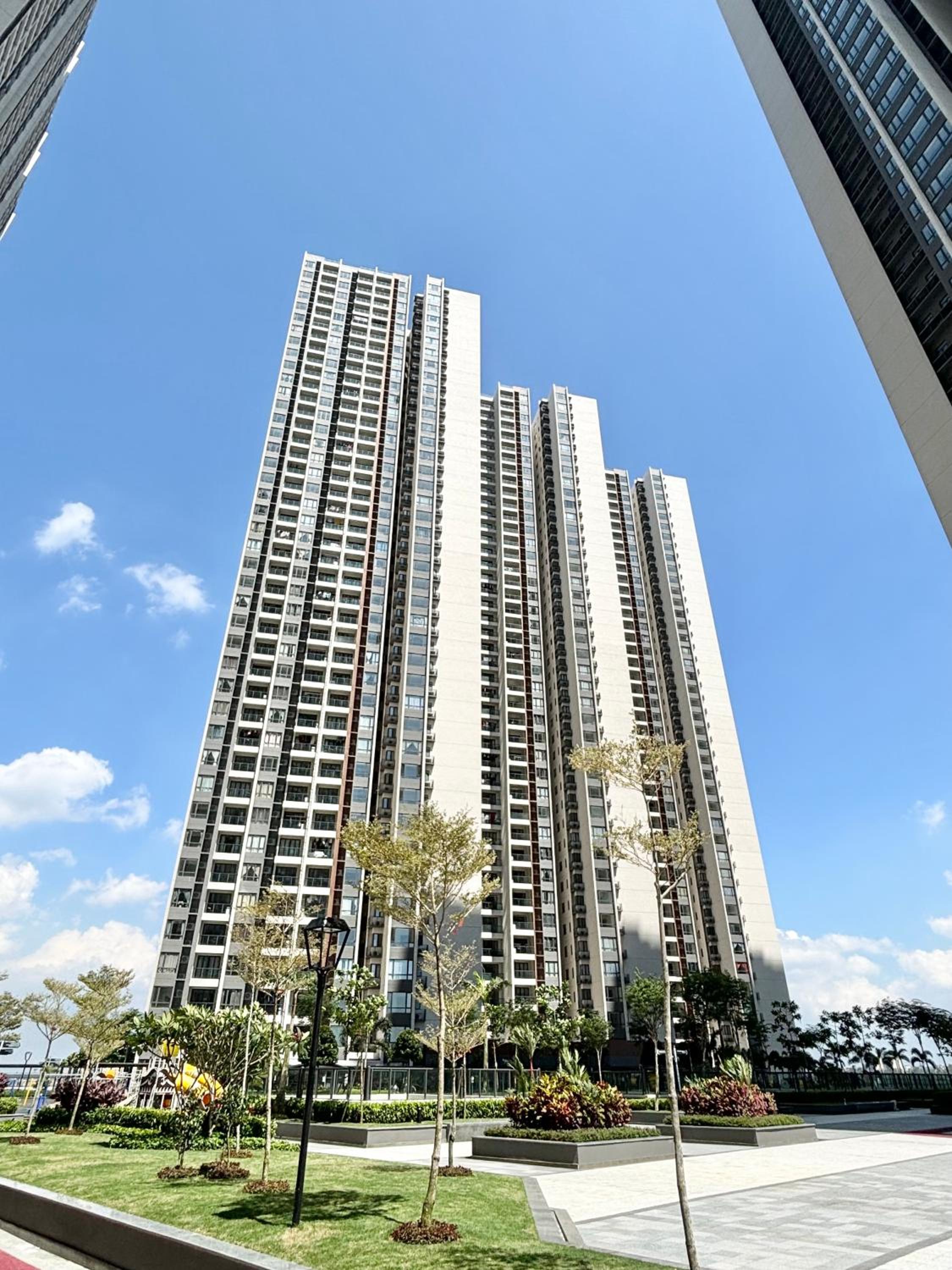 Family-Friendly 2BR near CIQ I Cozy & Lovely I R&F