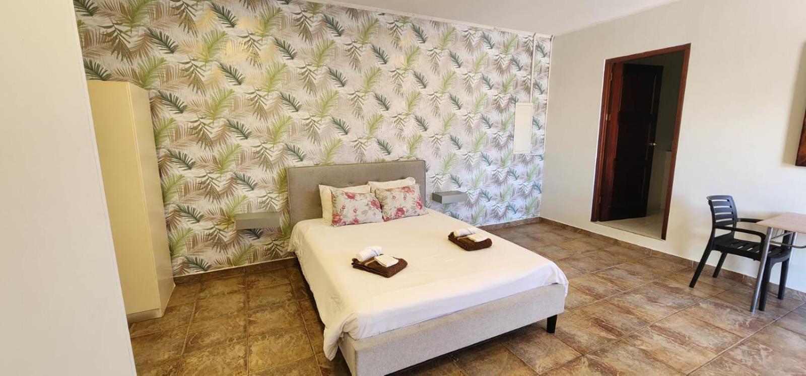 One Bedroom Apartment Near the Beach