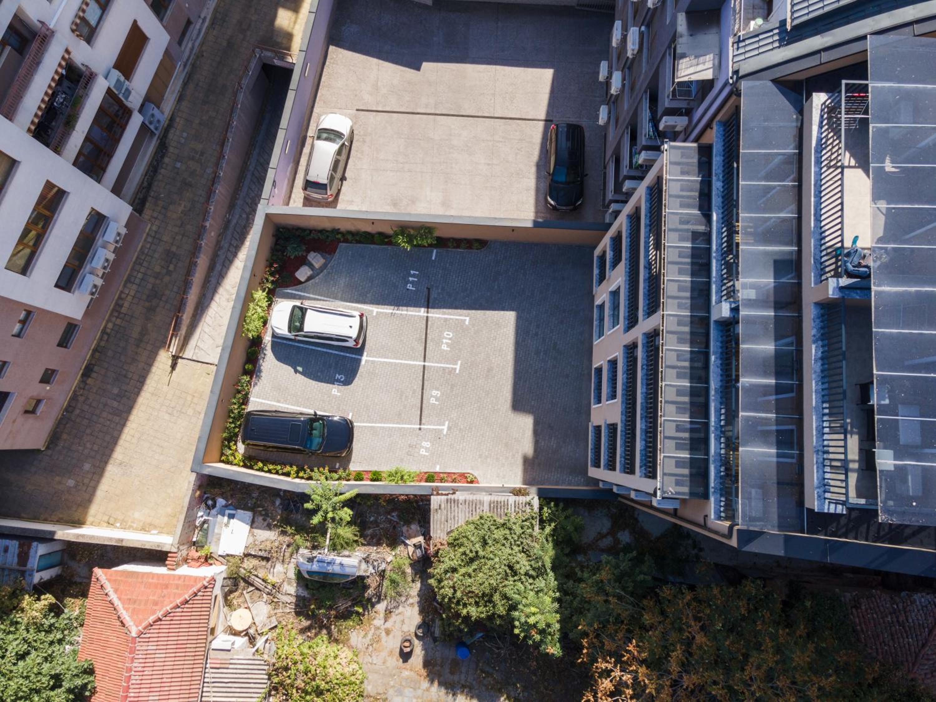 LDV 13 1-Bedroom Apartments Free private parking