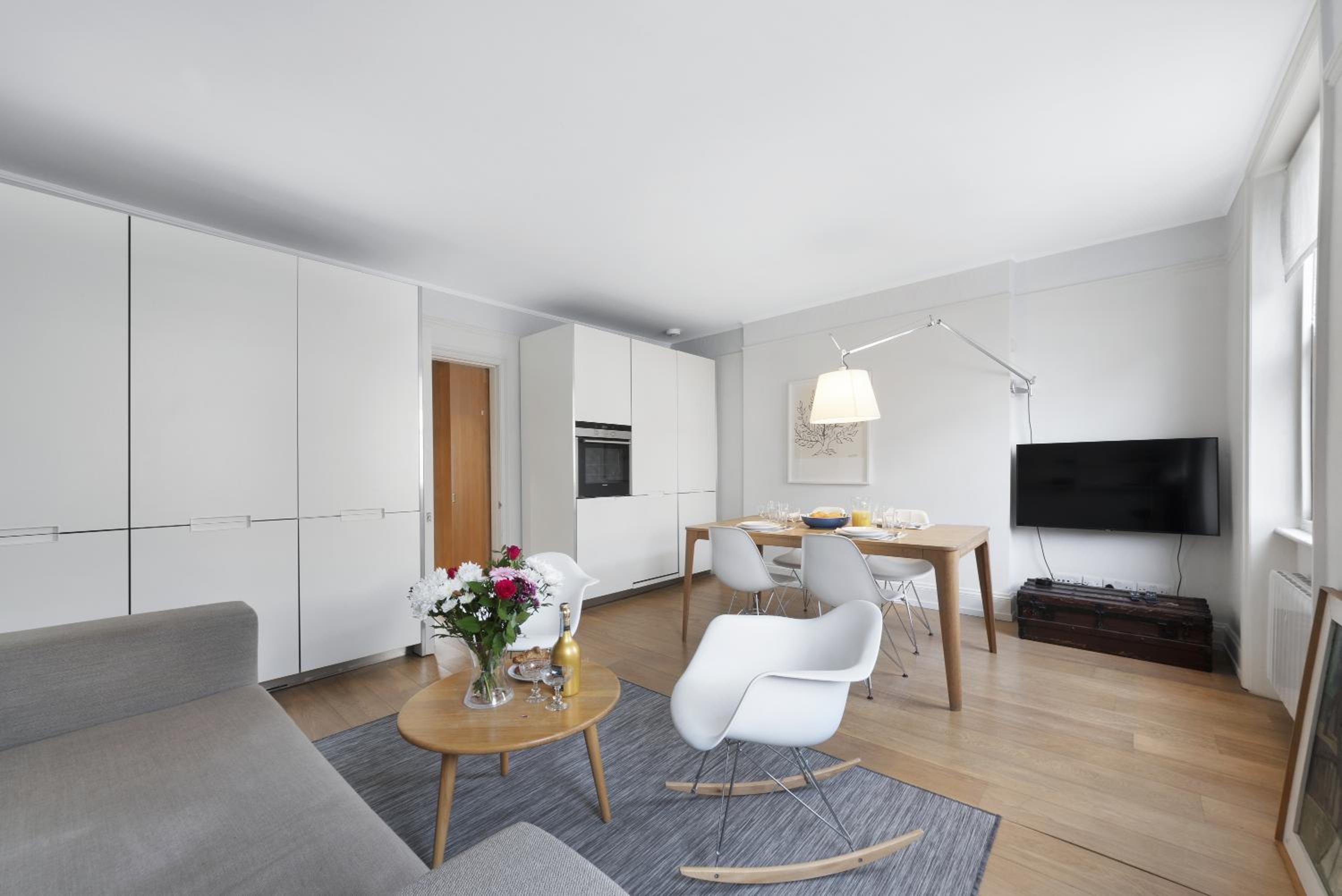 Crawford Street Apartment By Morethanstays