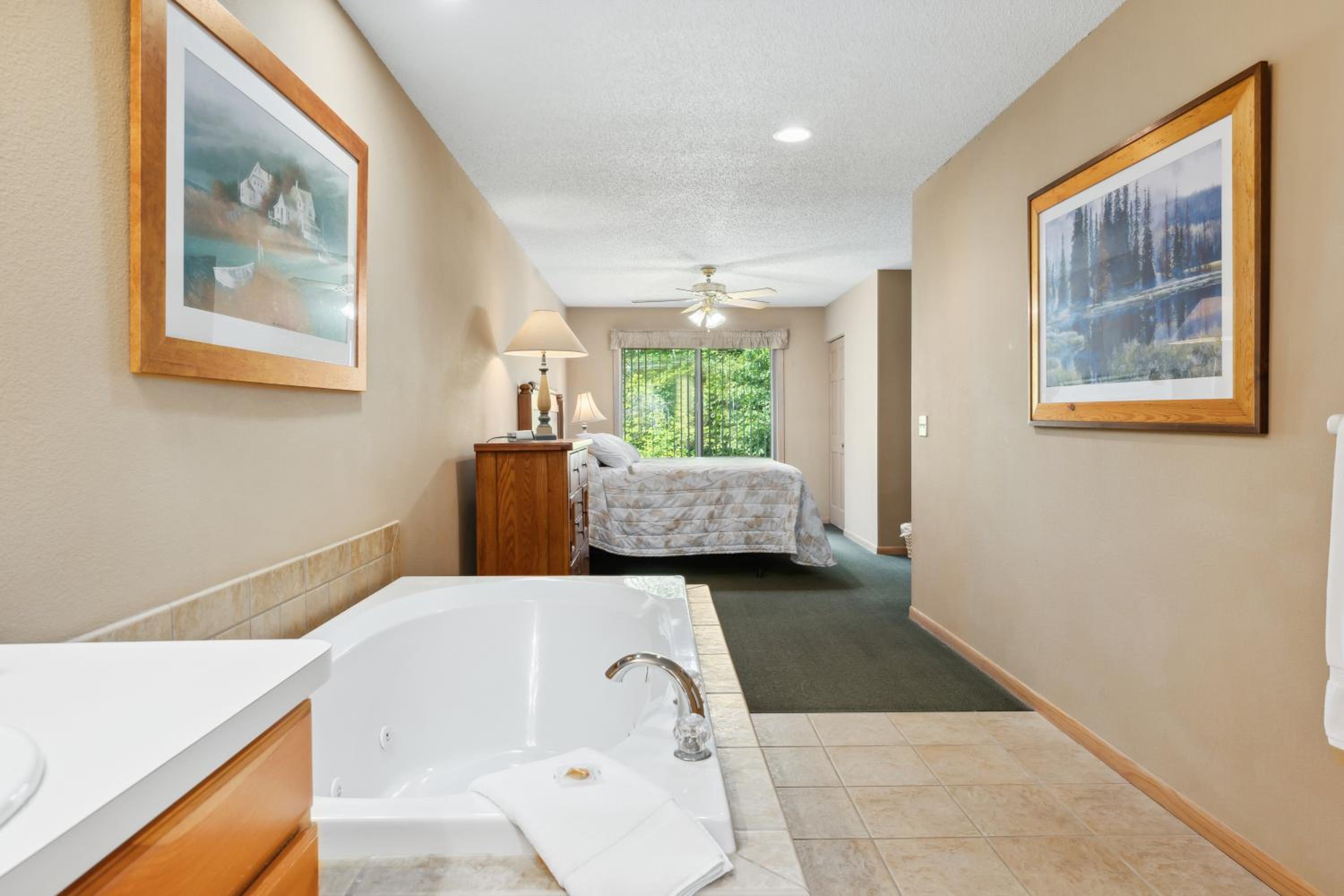 Causeway On Gull Resort