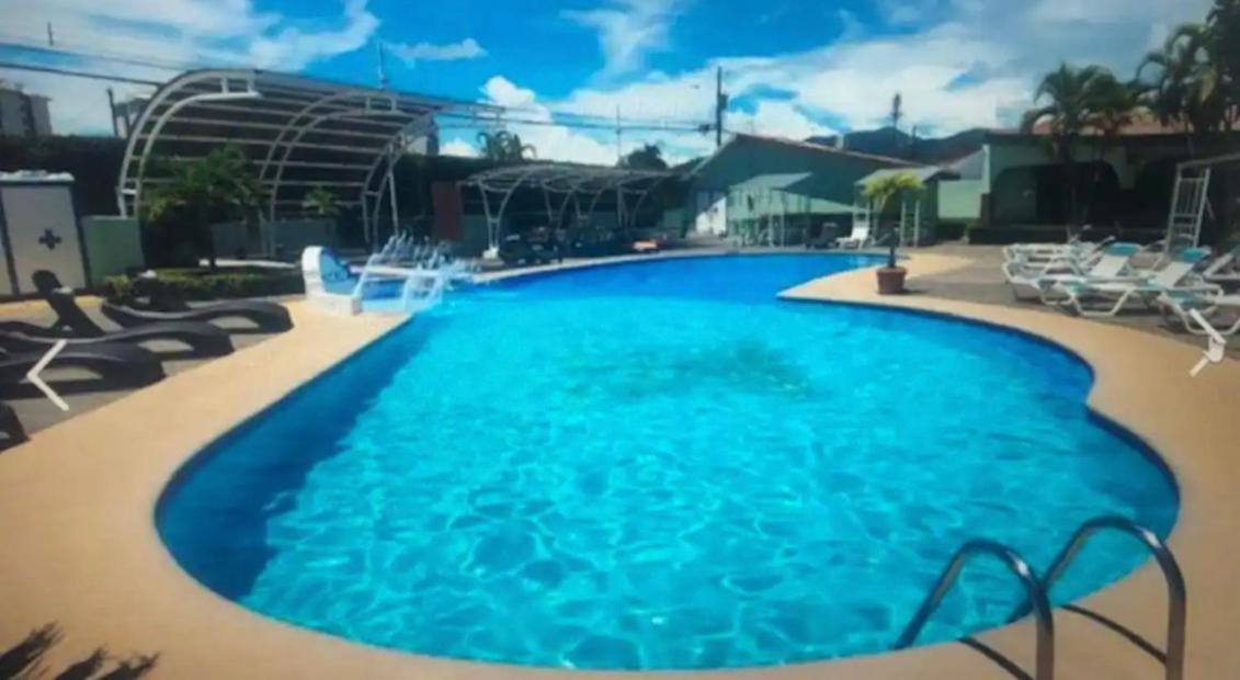 Enchanting 3 BR 2 Bath Condo in the Heart of Jaco