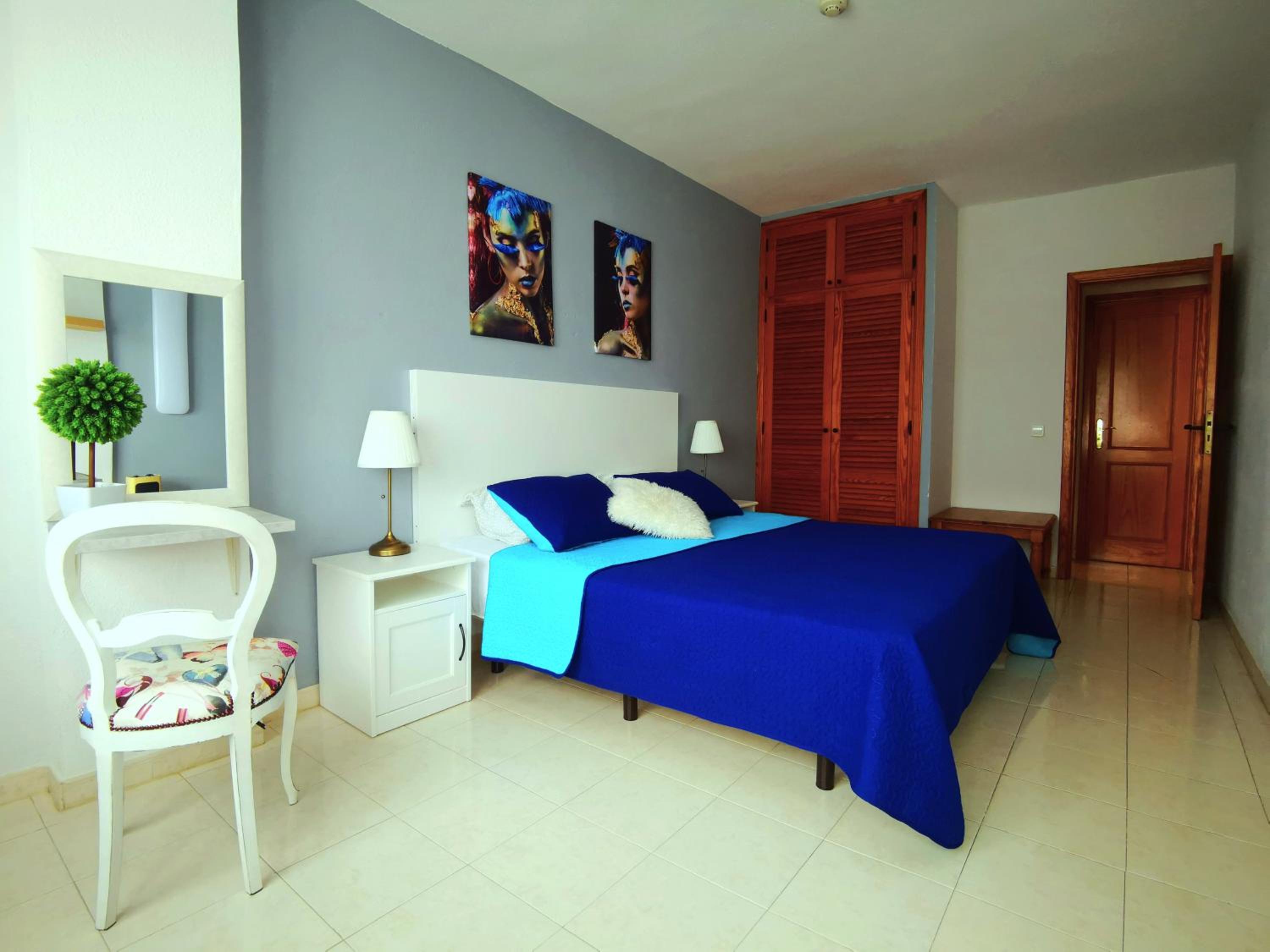 Skyline View Apartment - FREE PRIVATE Parking Including & Guest BONUS