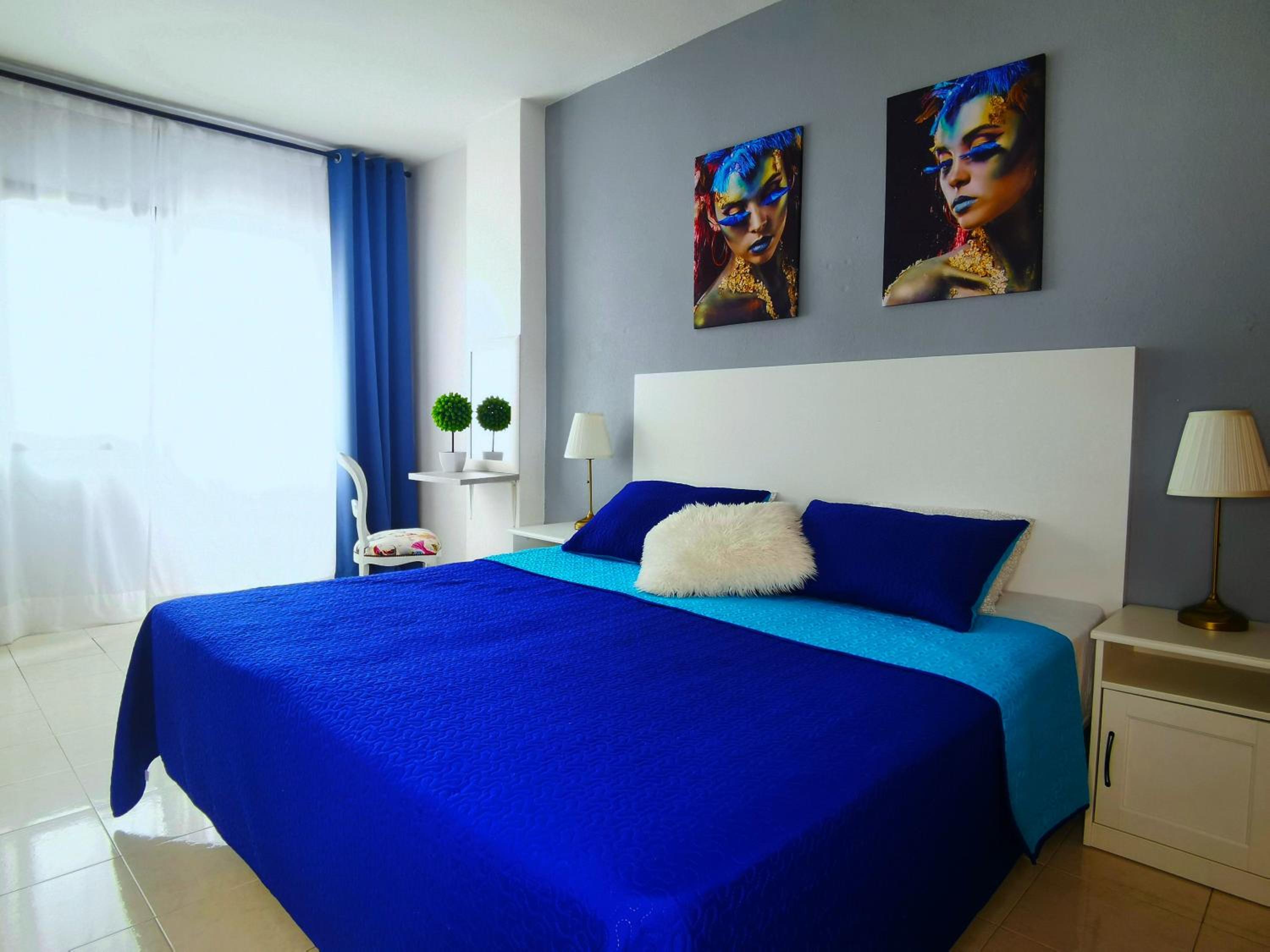 Skyline View Apartment - FREE PRIVATE Parking Including & Guest BONUS