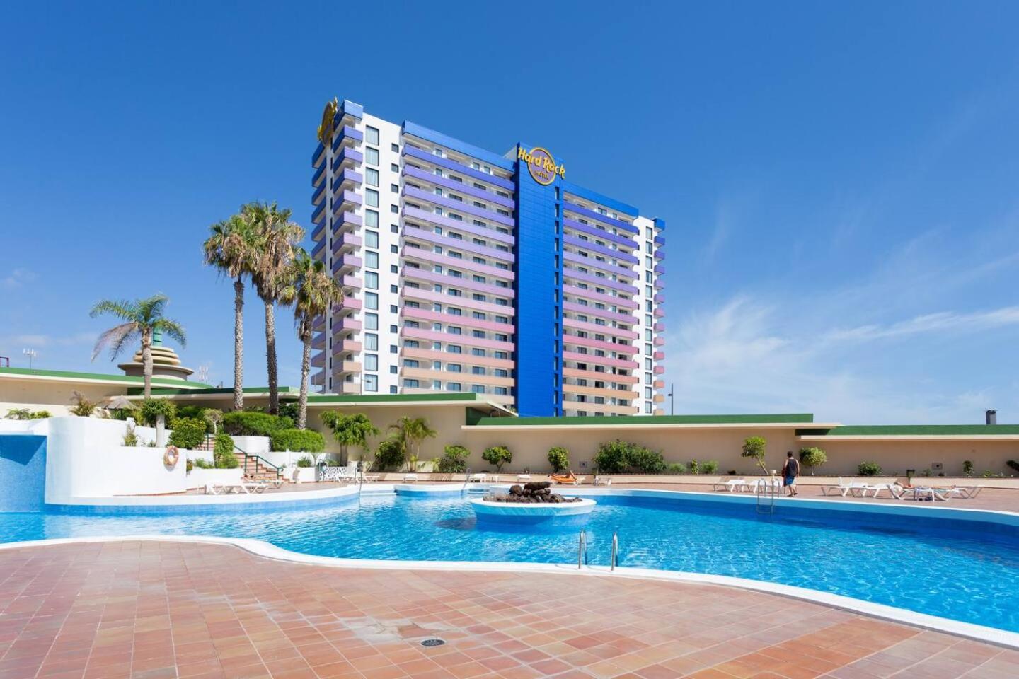 Skyline View Apartment - FREE PRIVATE Parking Including & Guest BONUS