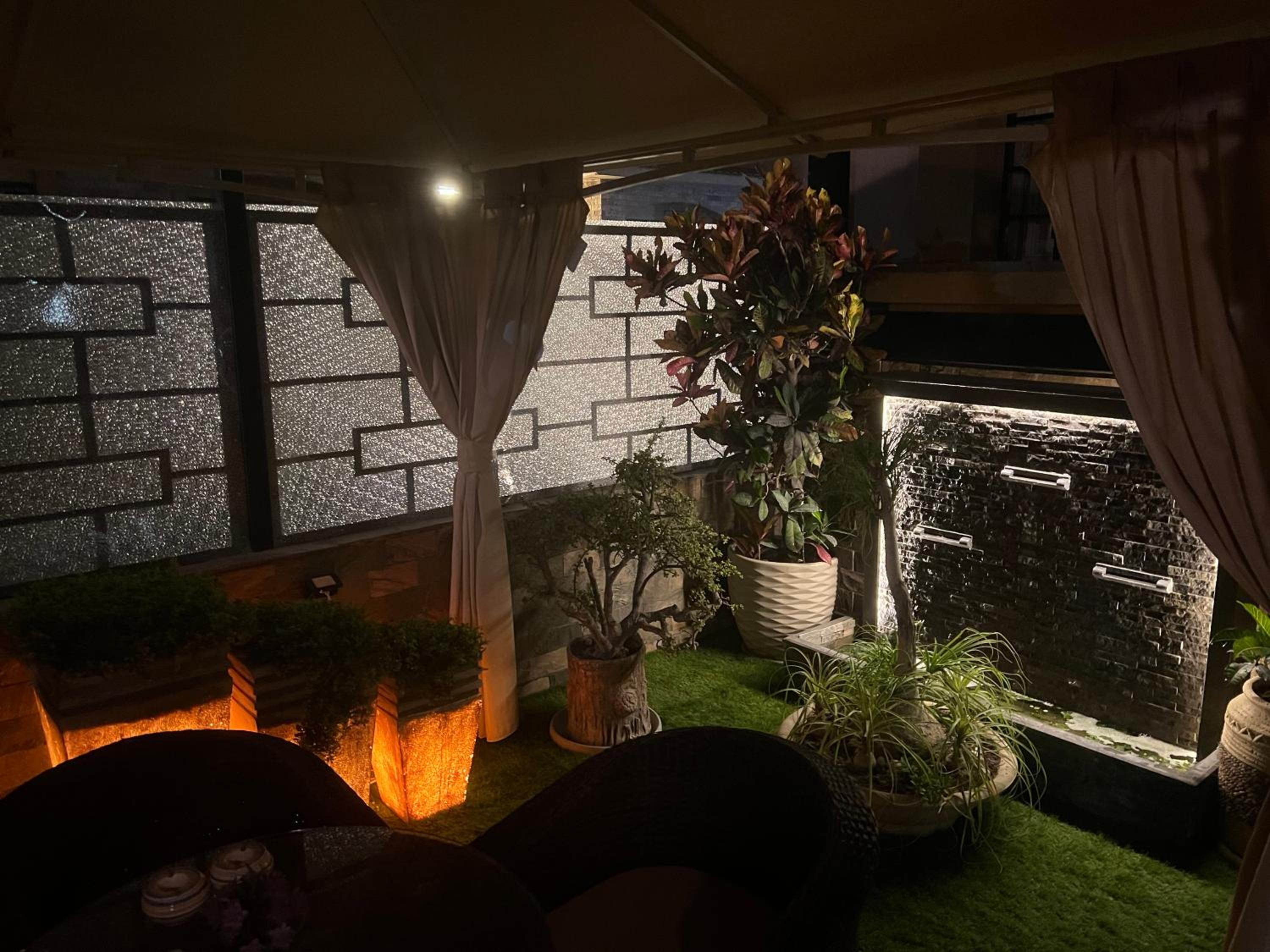 Luxury furnished apartment for daily rent