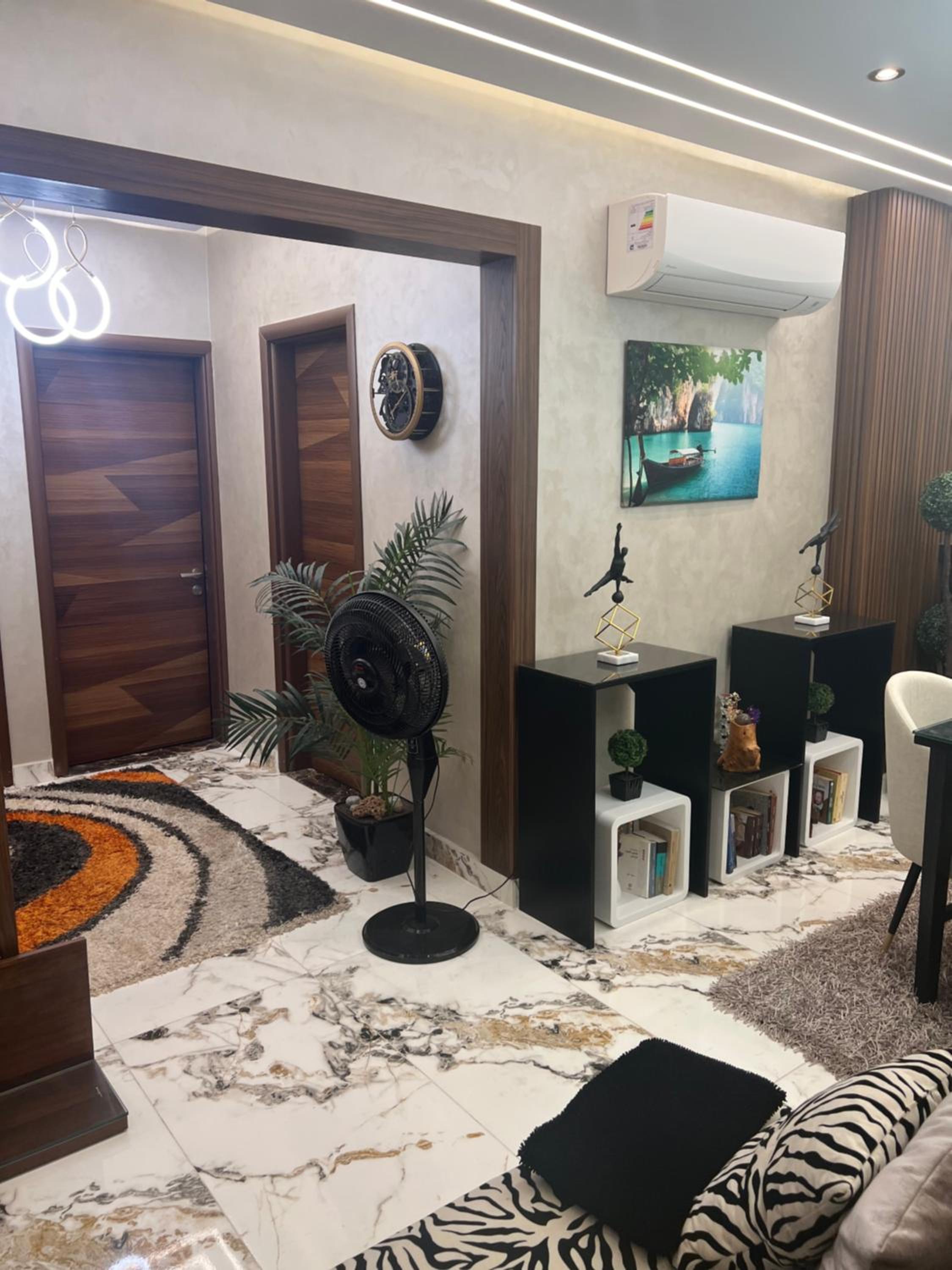 Luxury furnished apartment for daily rent
