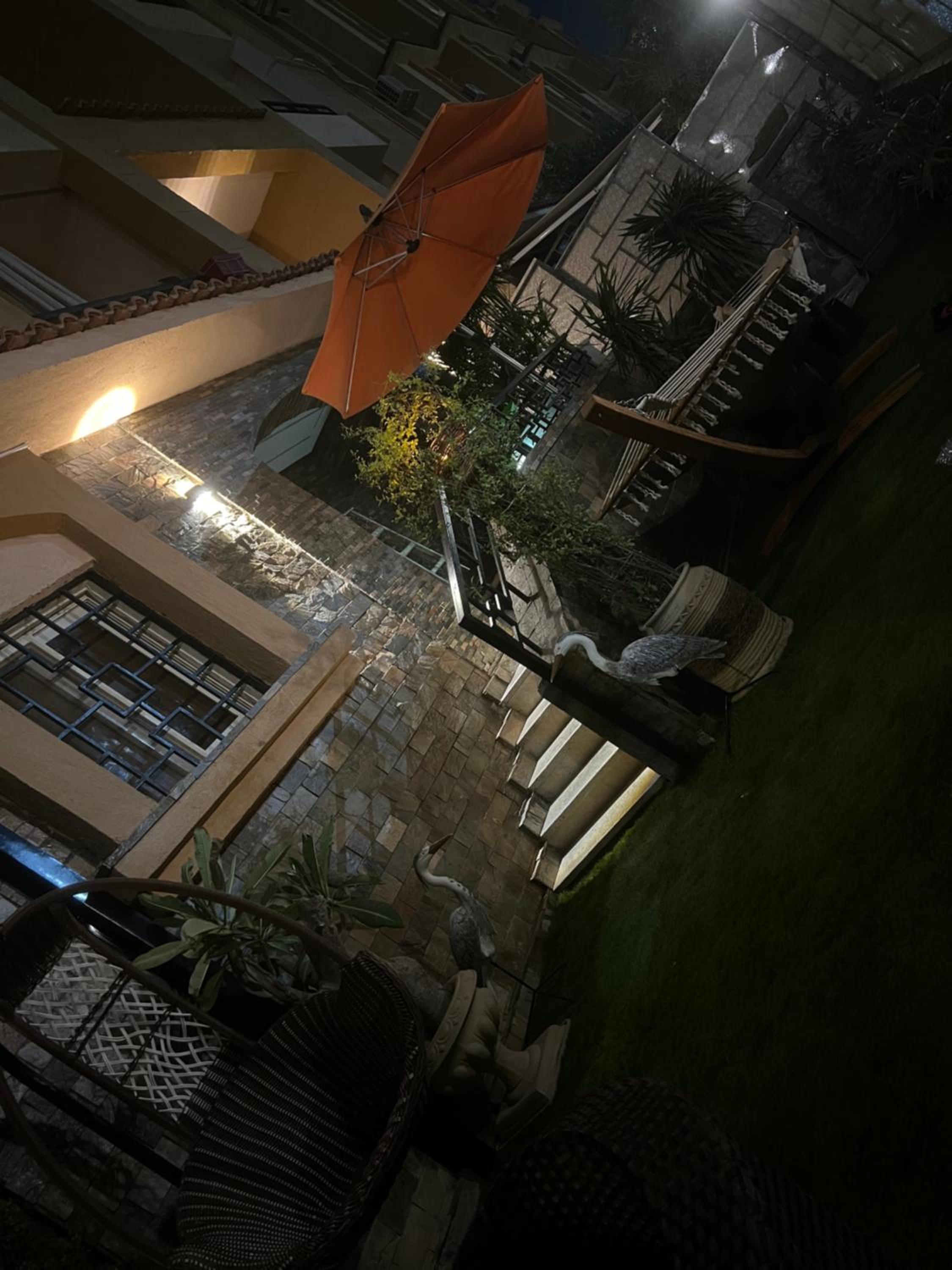 Luxury furnished apartment for daily rent