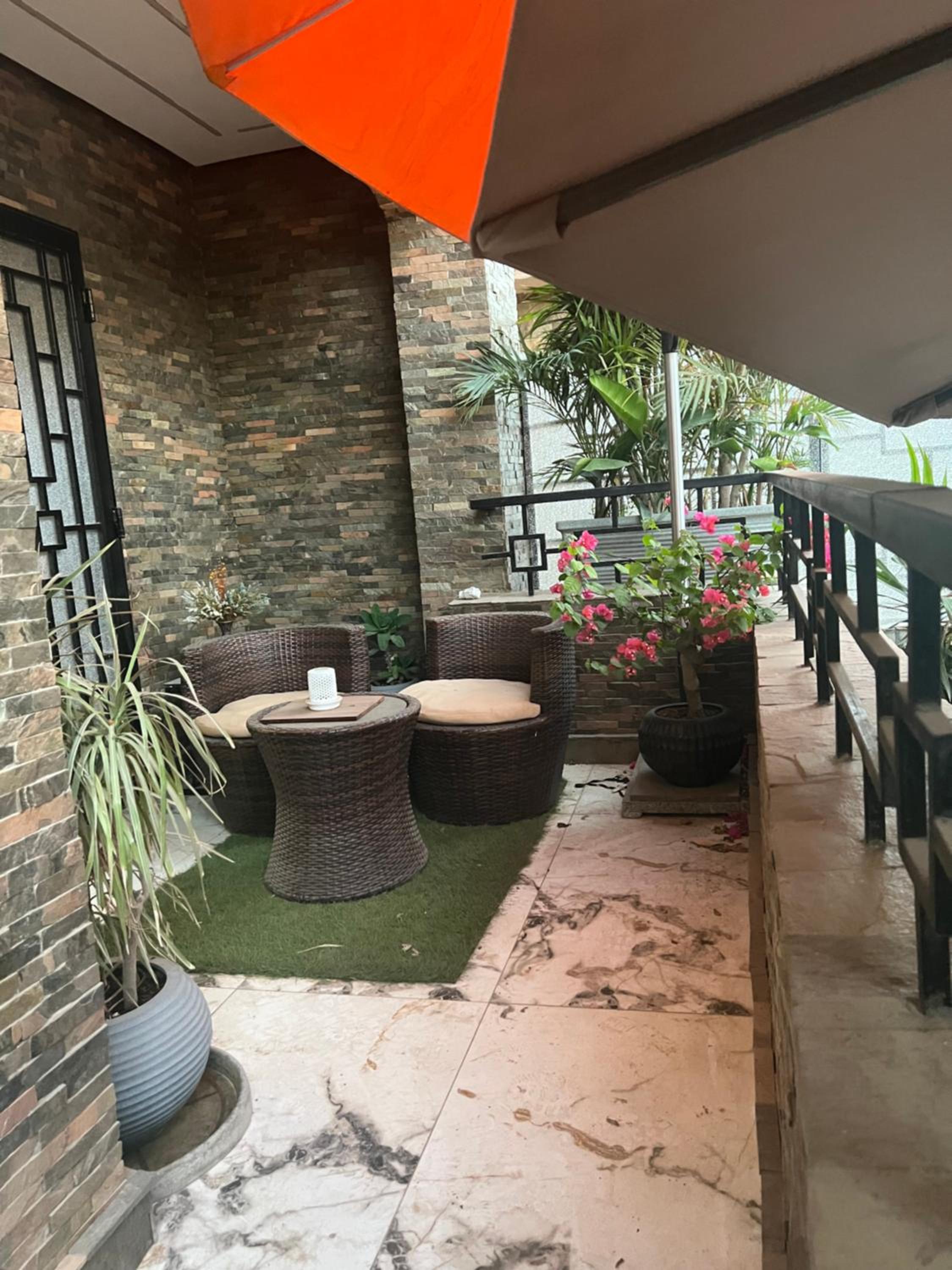 Luxury furnished apartment for daily rent
