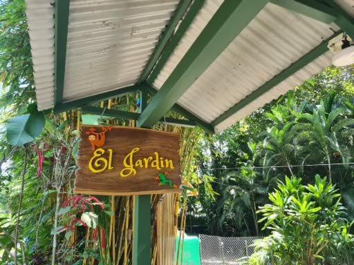El Jardin de Playa Negra