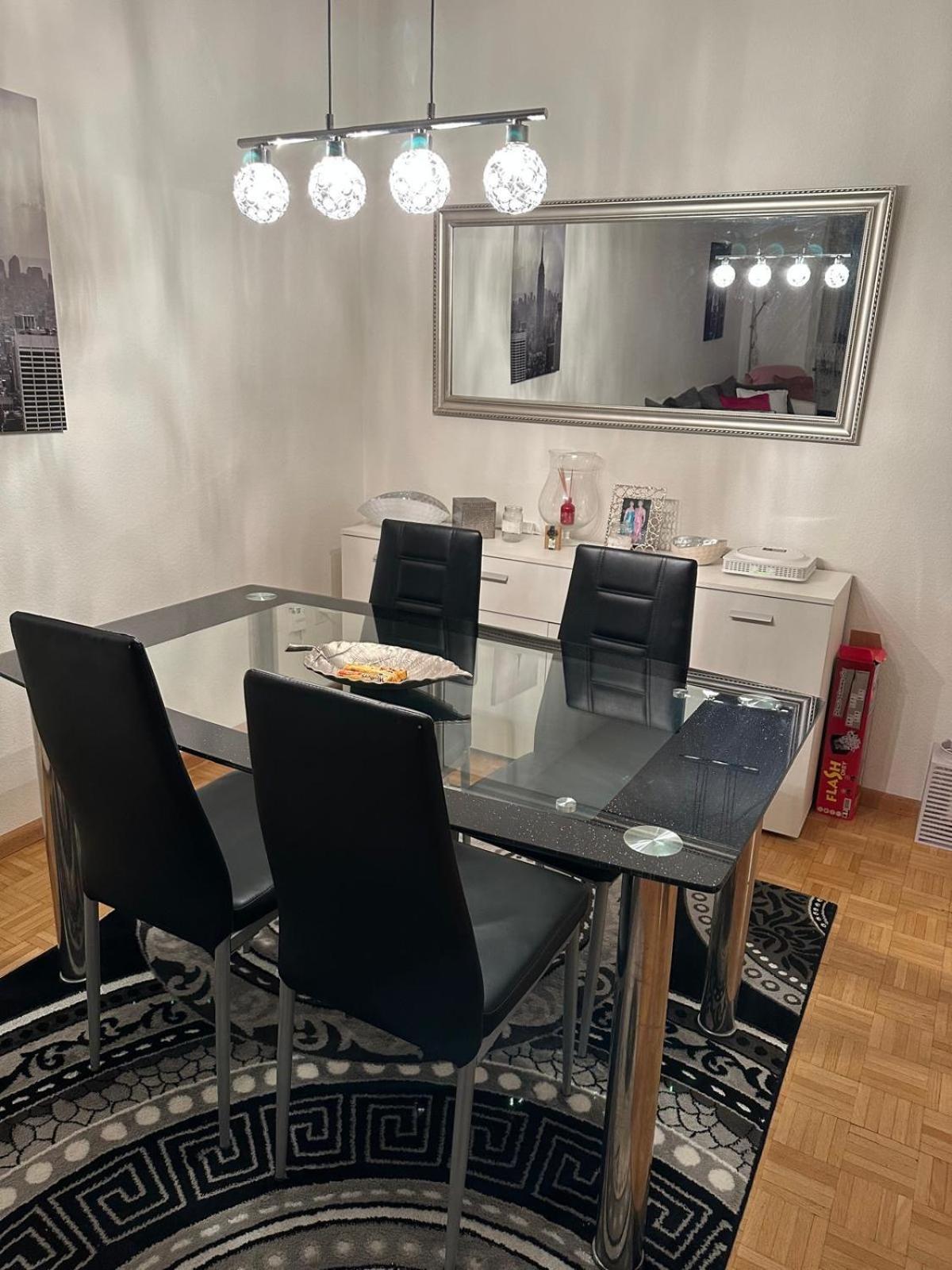 Schöne Suite in der City of Basel view 3