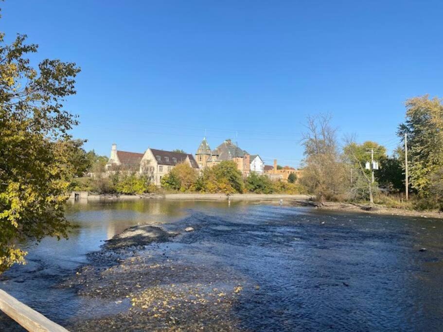 Heart of Historic Riverside Home view 4