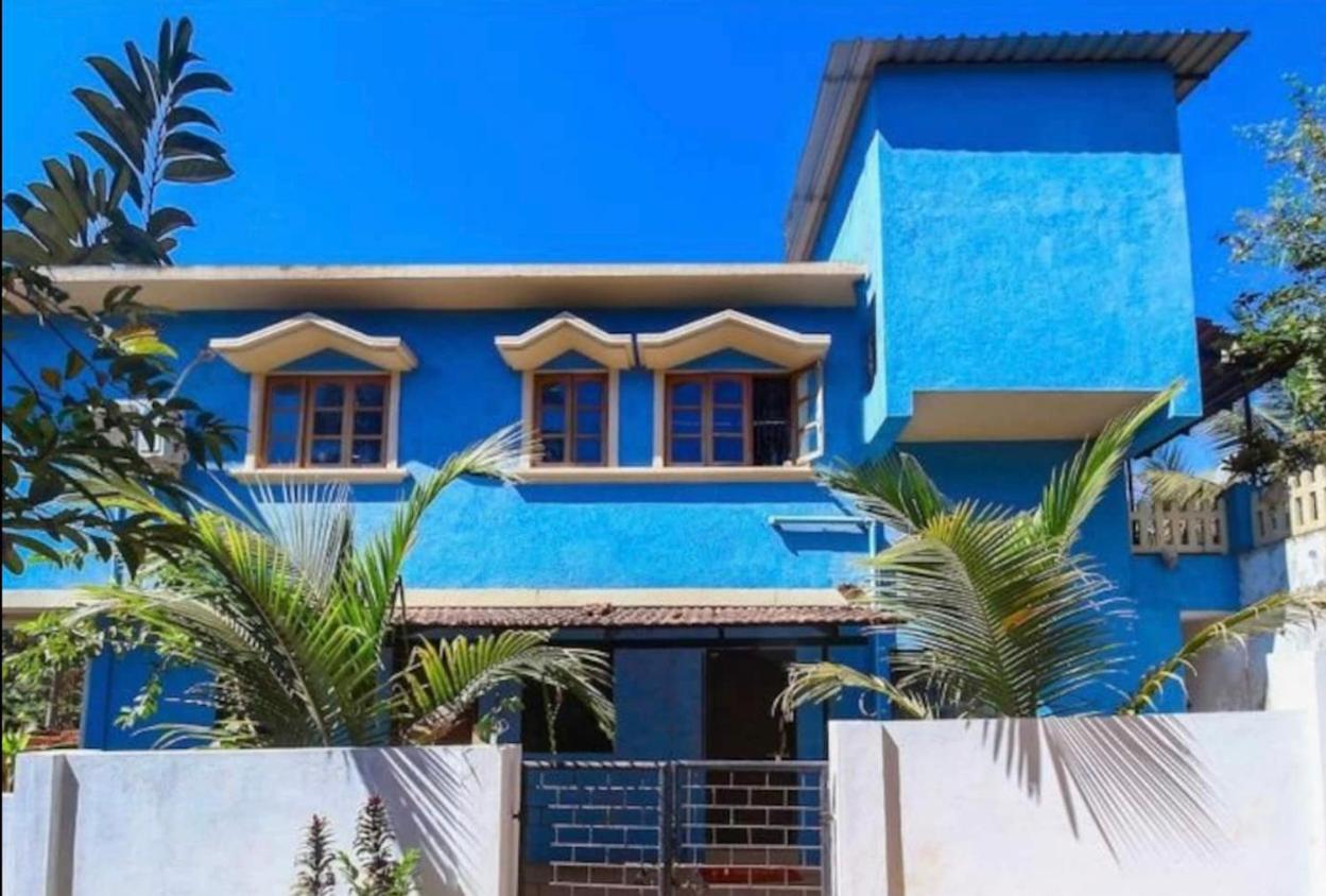 Gayatri home stay 3bhk near Baga beach view 4
