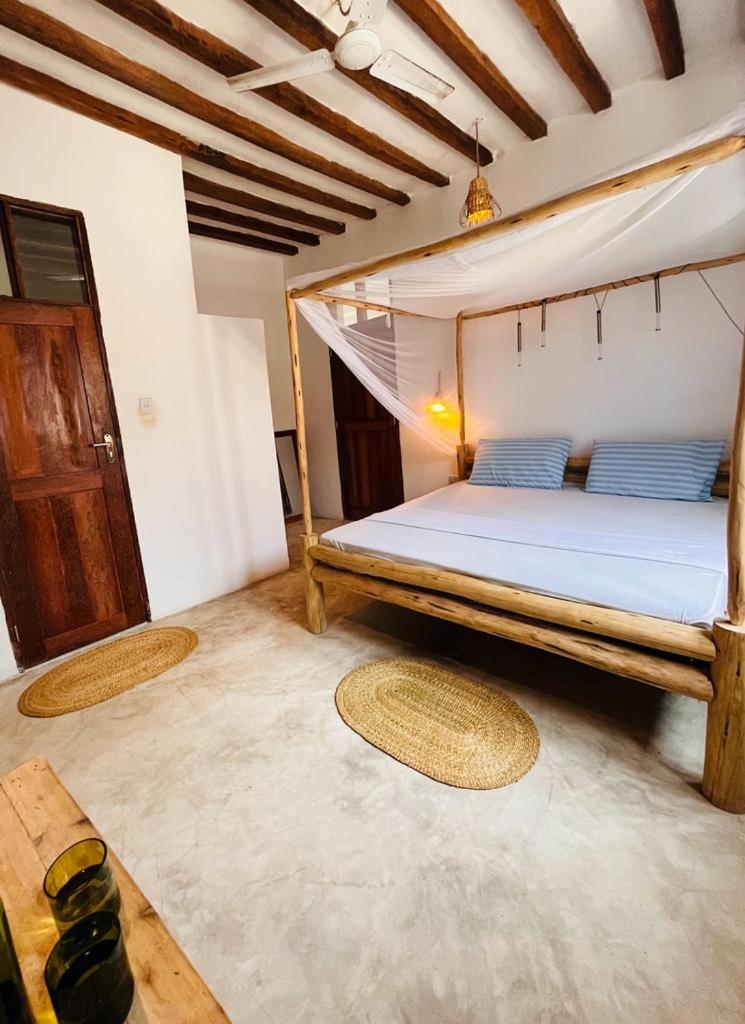 Nathero Zanzibar