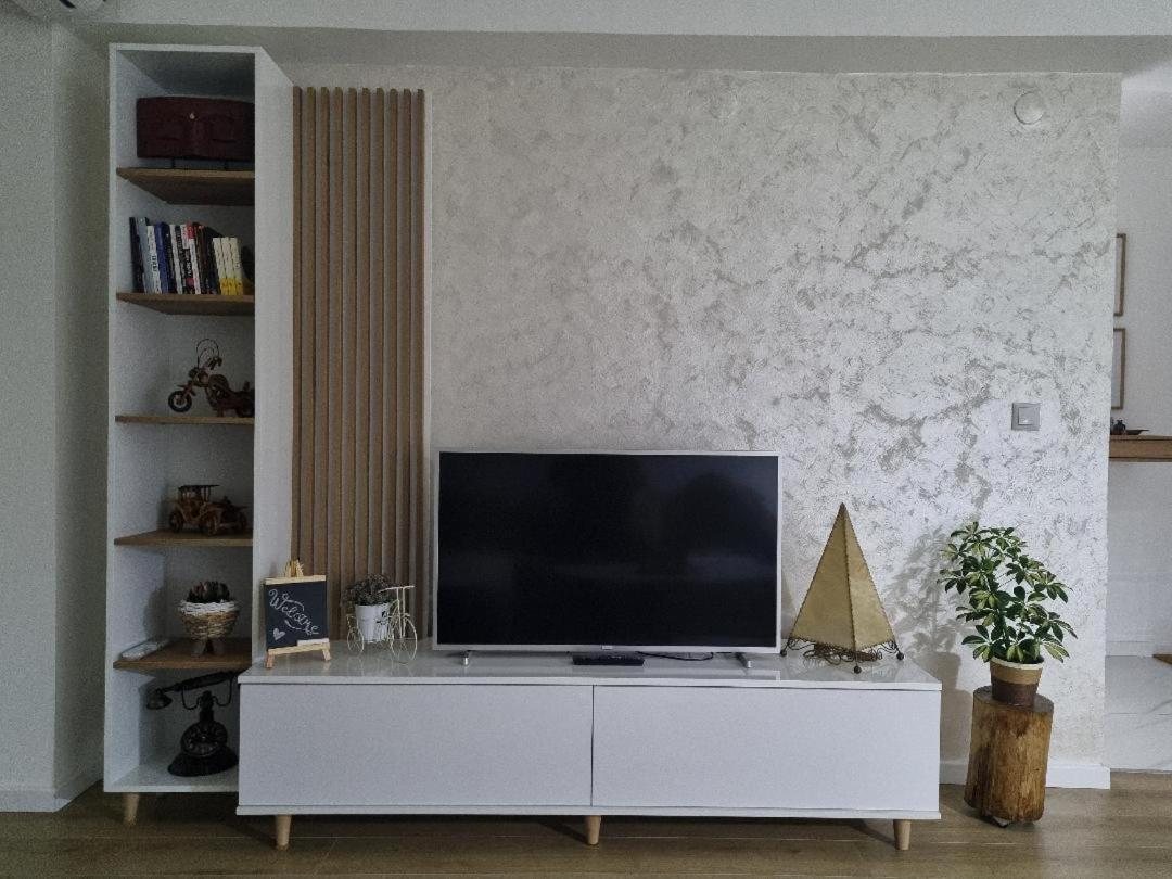 Skopje-Modern, home apartment-Kozle view 2