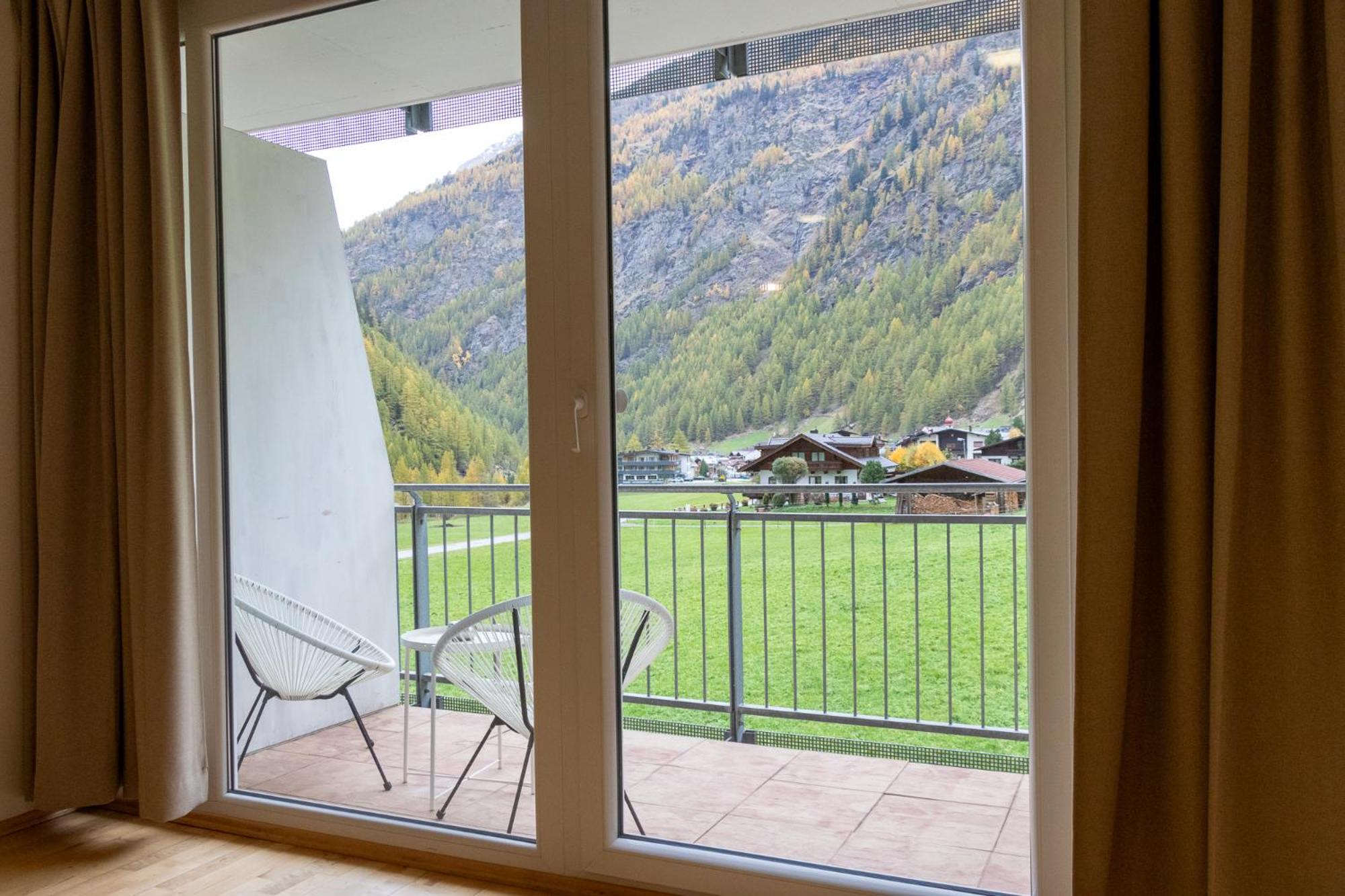 International House Sölden Apartment mit Terrasse ZW 9