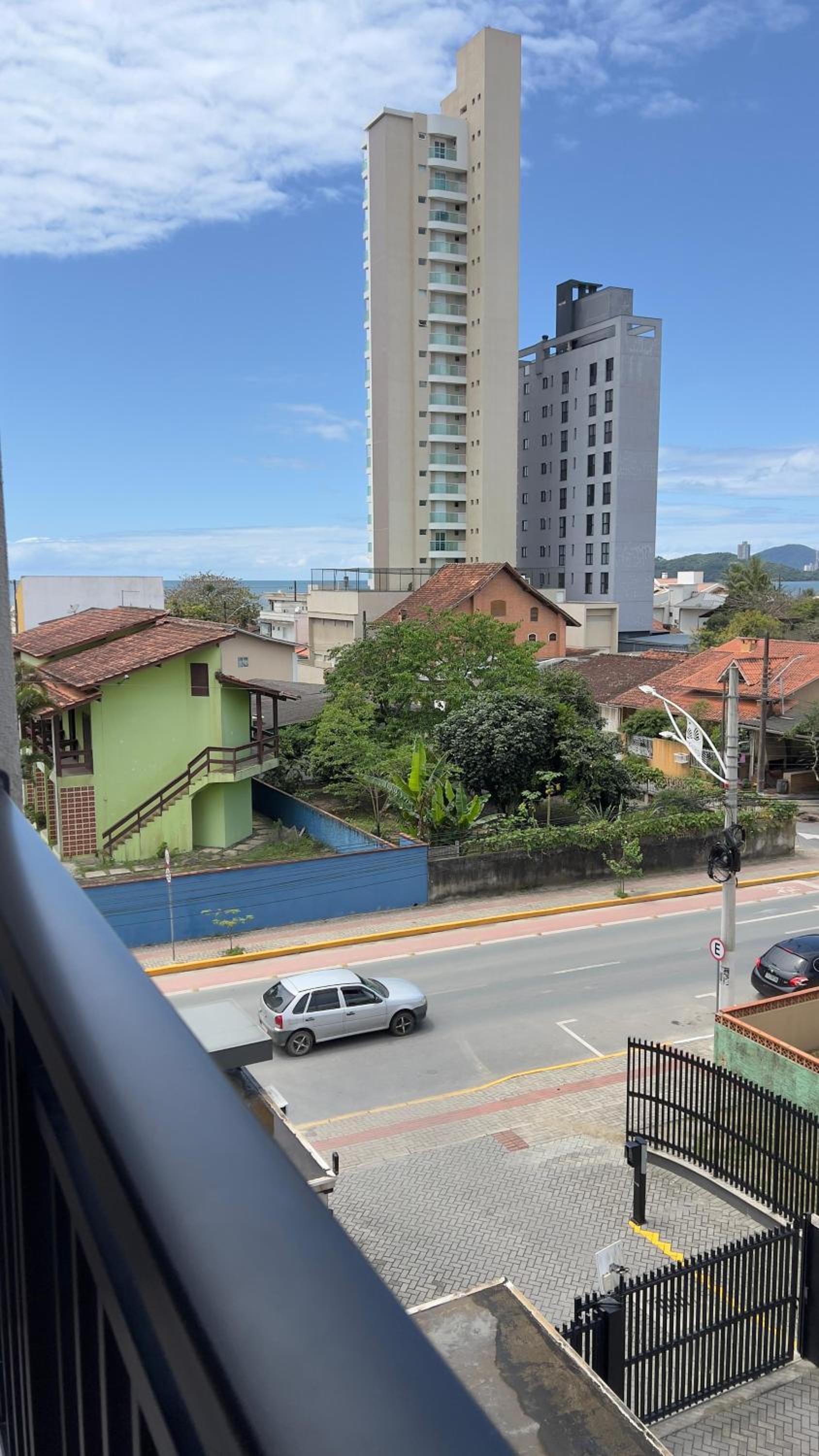 Apartamento novo perto da praia e Beto Carrero