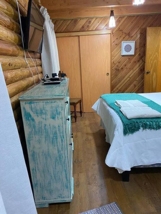 Casa de ensueño con piscina, quincho y acceso lago