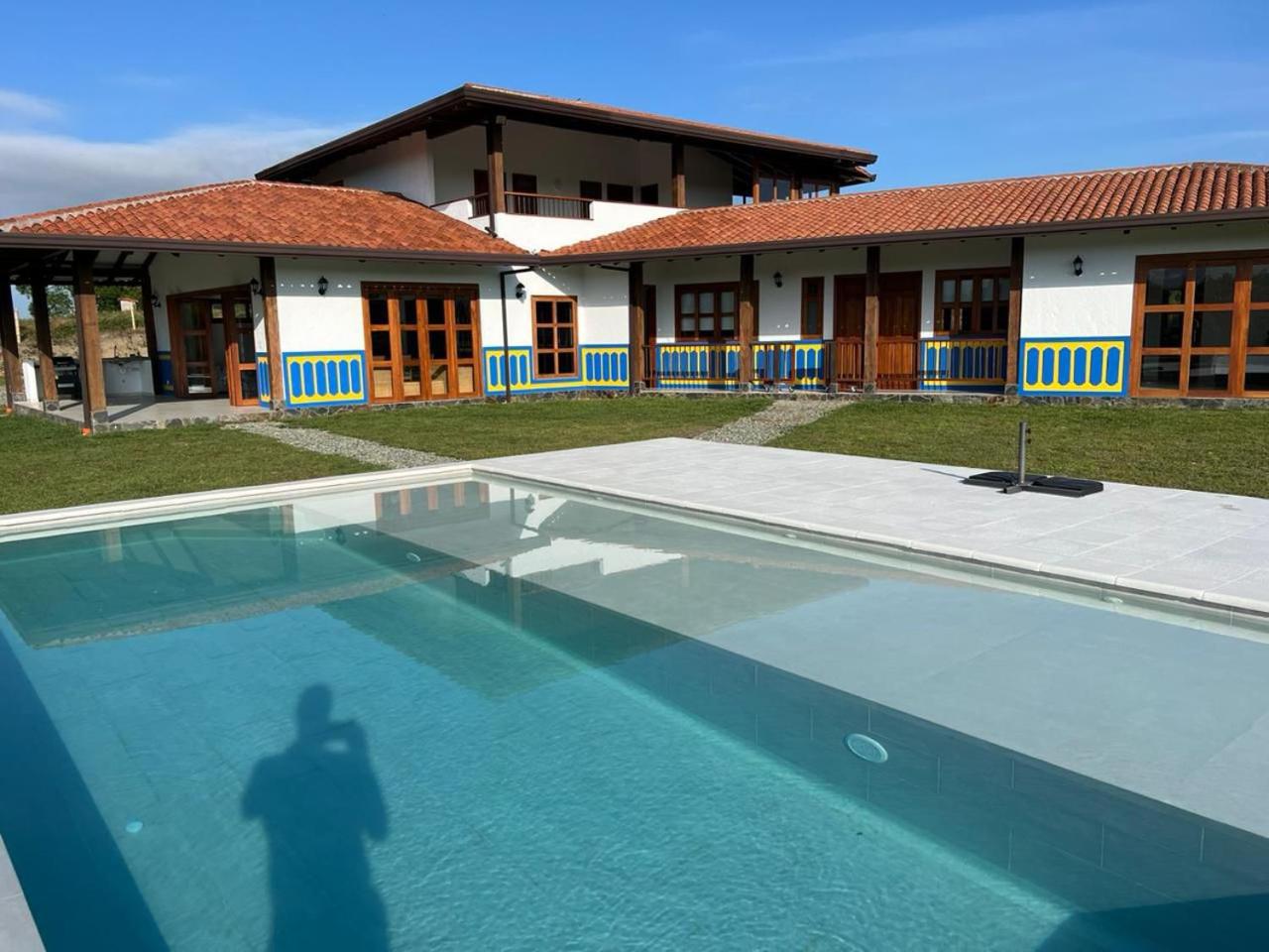 La Ilusion luxury farm-house