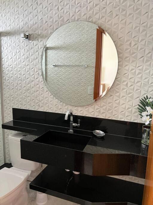 Casa com piscina em Florestal