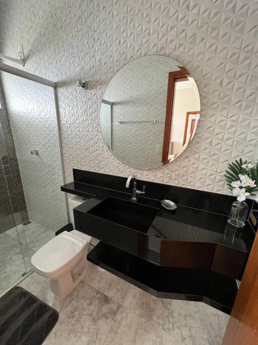 Casa com piscina em Florestal