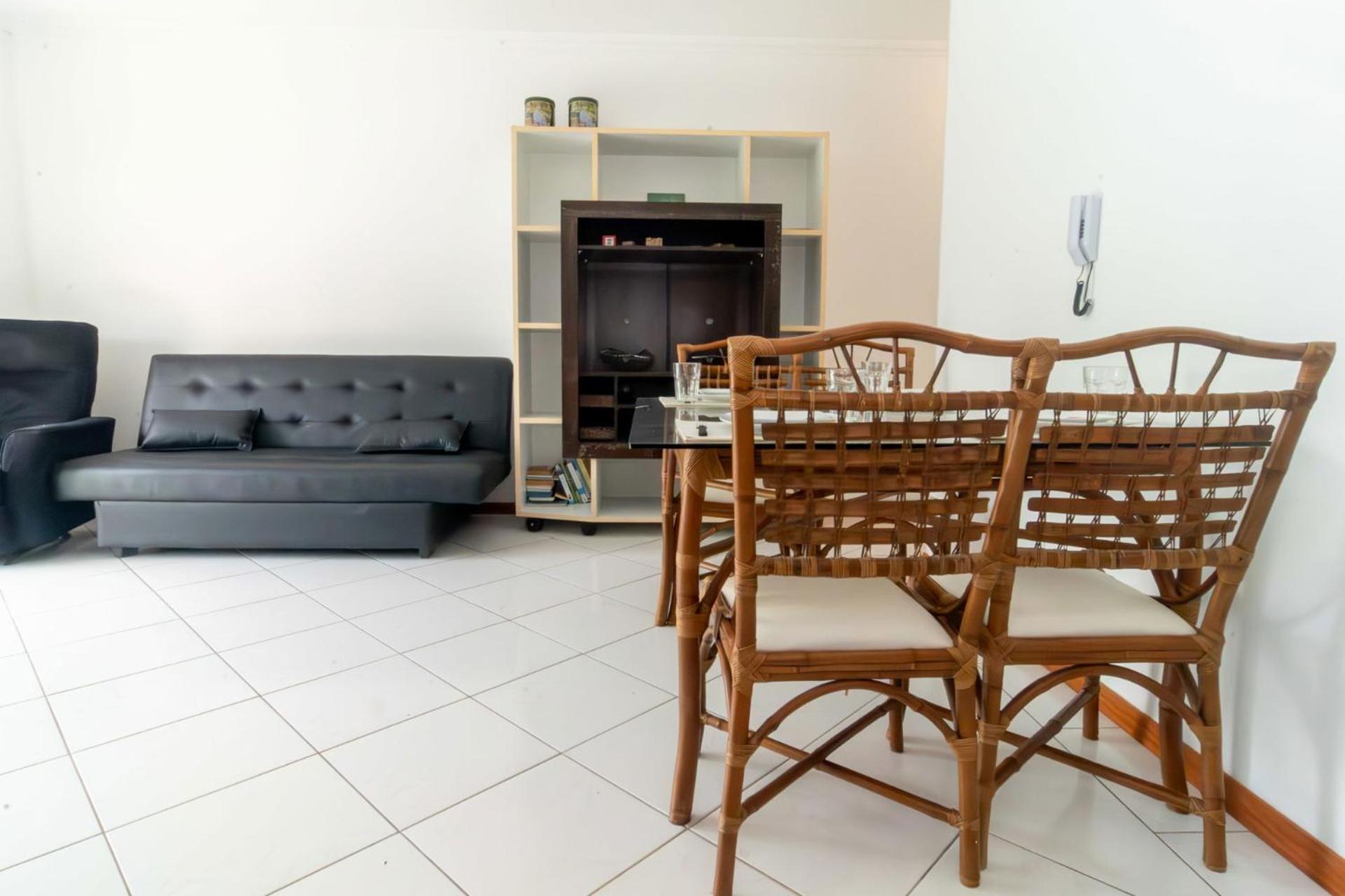 Apt 3 quartos 500m da Praia em Canasvieiras NK3260