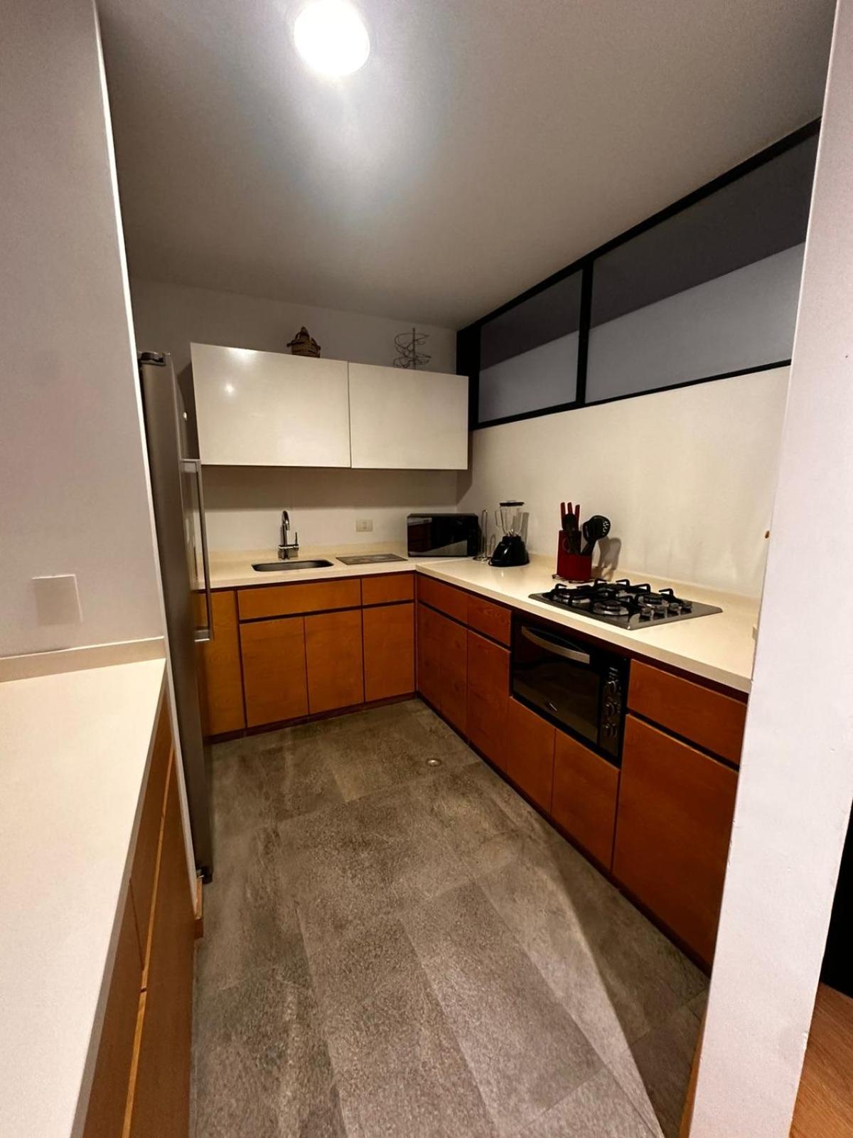 Apartamento Santa Coloma - WAKE FRONT
