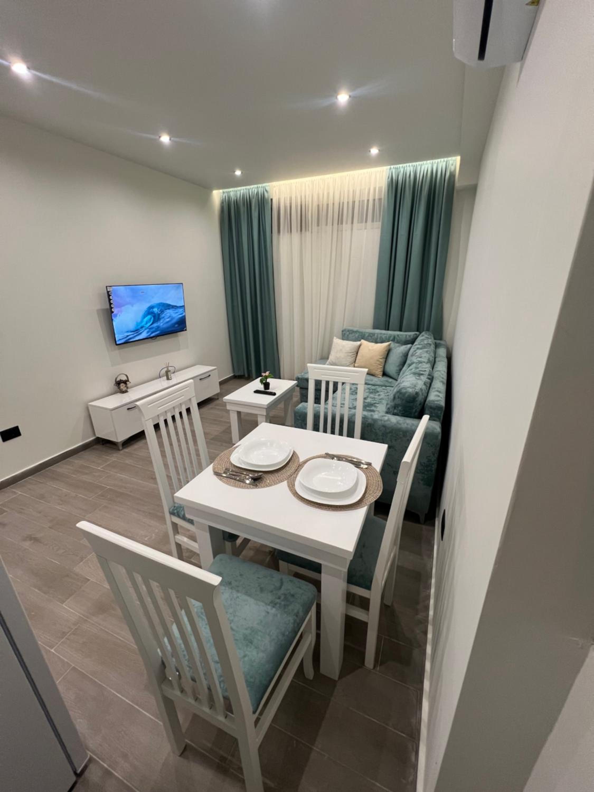 Greis Apartments