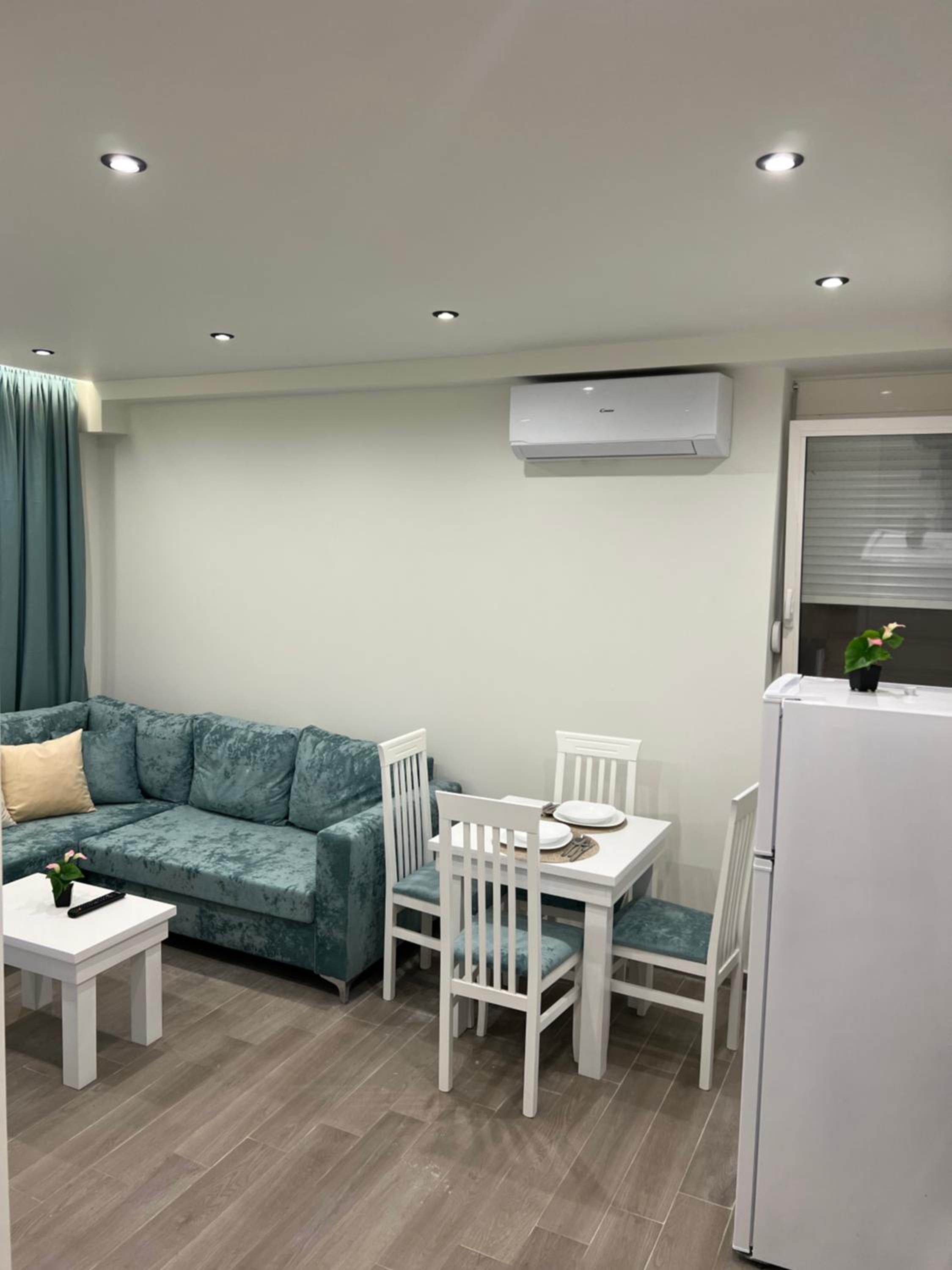 Greis Apartments