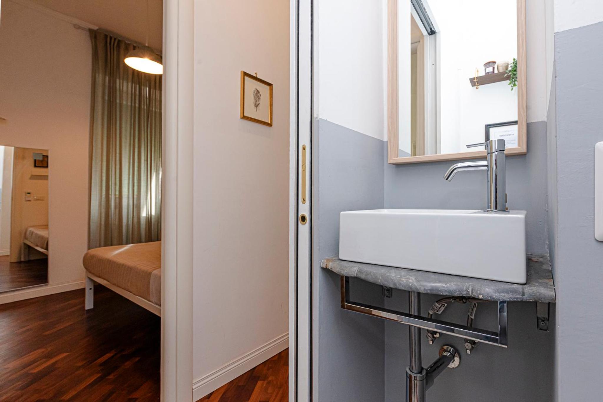 Bright and cozy apartment near the Vatican city