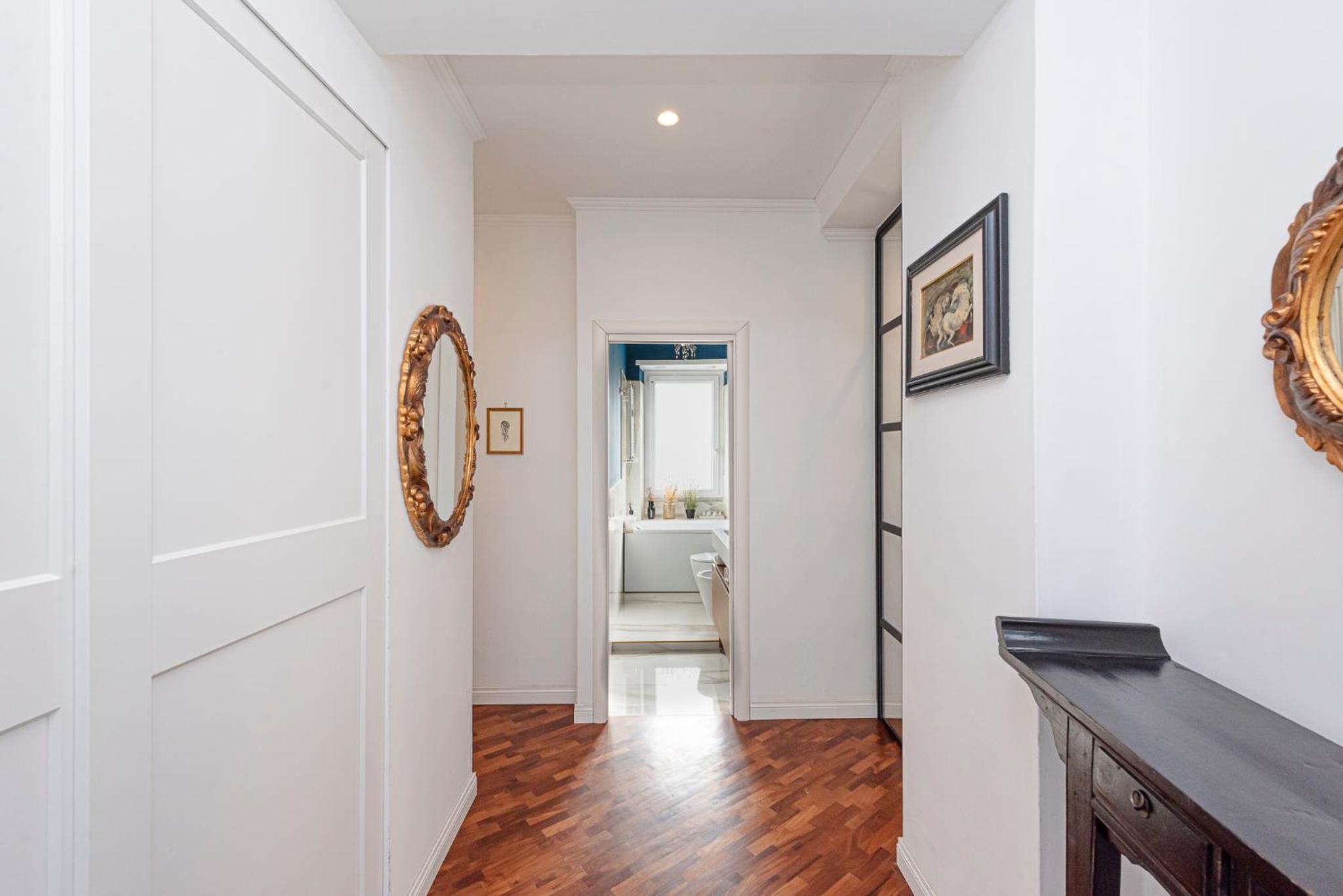 Bright and cozy apartment near the Vatican city
