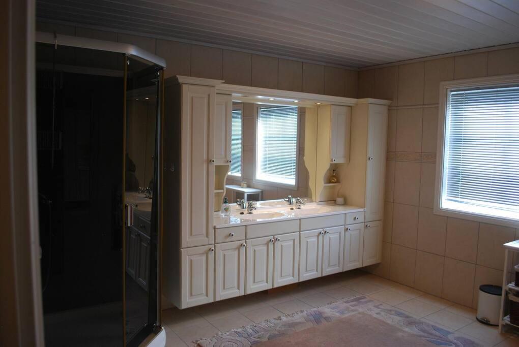 Stort Feriehus på Tjørhom view 4