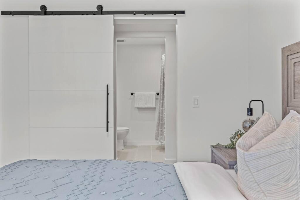 Golden Ridge - 2 Bedroom plus Den
