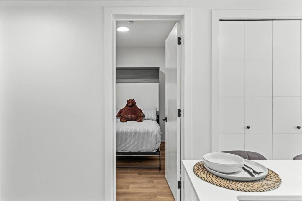 Golden Ridge - 2 Bedroom plus Den