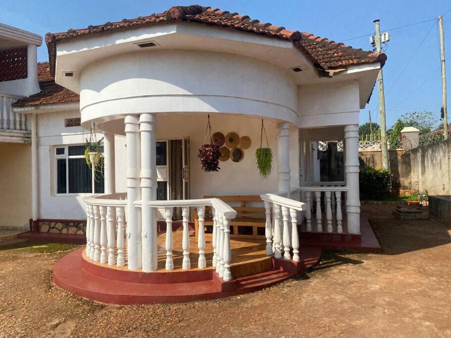 NileBnb-1 minute to The Hangout Furnished Kitchen, Parking and Private Patio view 4