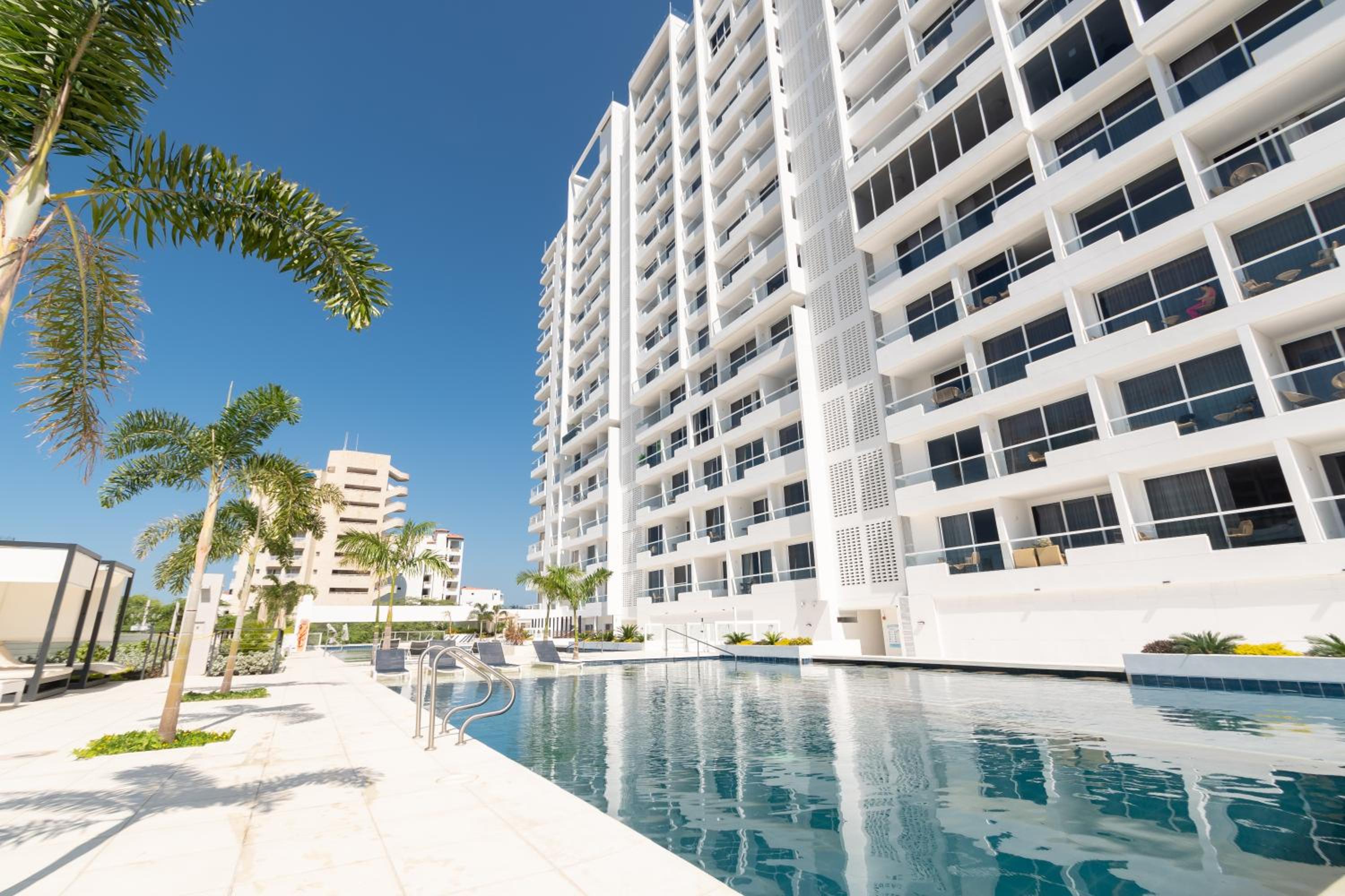 Apartamentos Luxury Hotel Porto Horizonte - AR Rentals
