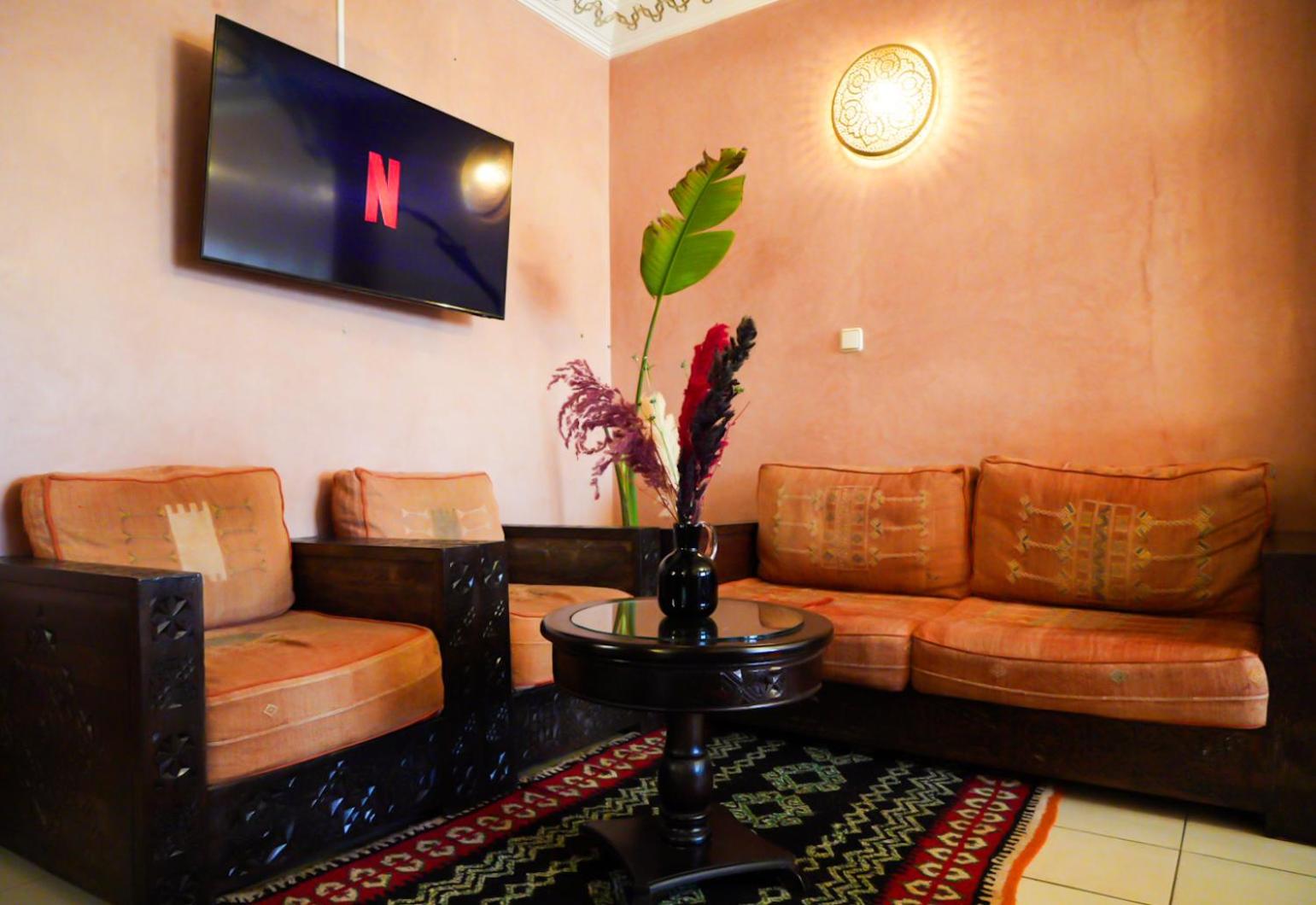 lounge