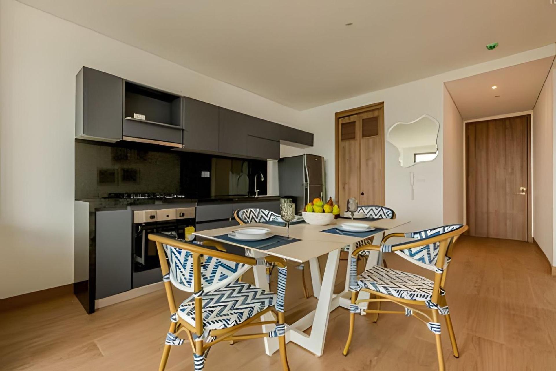 NEW with impressive lagoon view 21st floor