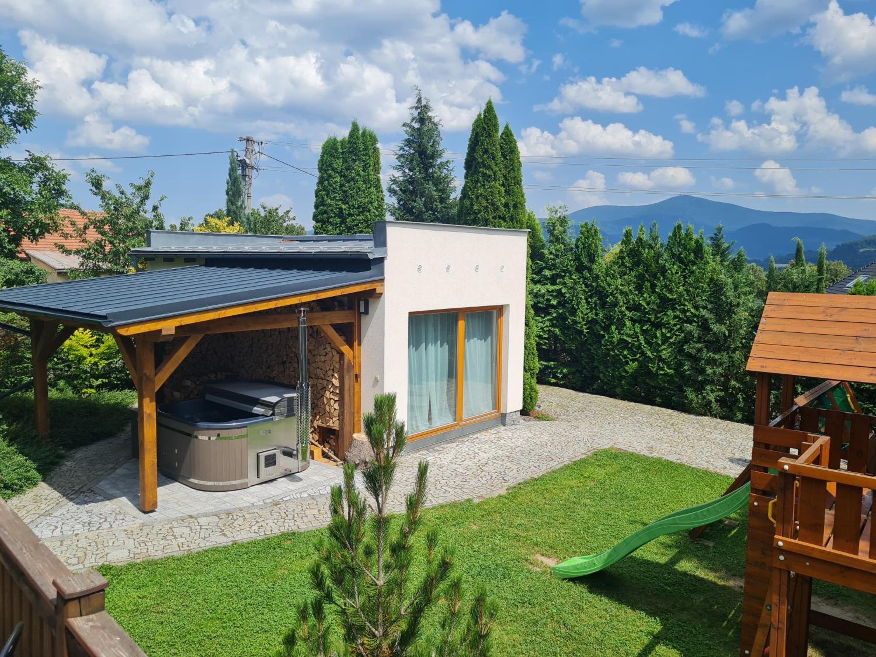 Vila Apalucha49 Čeladná - 12 osob
